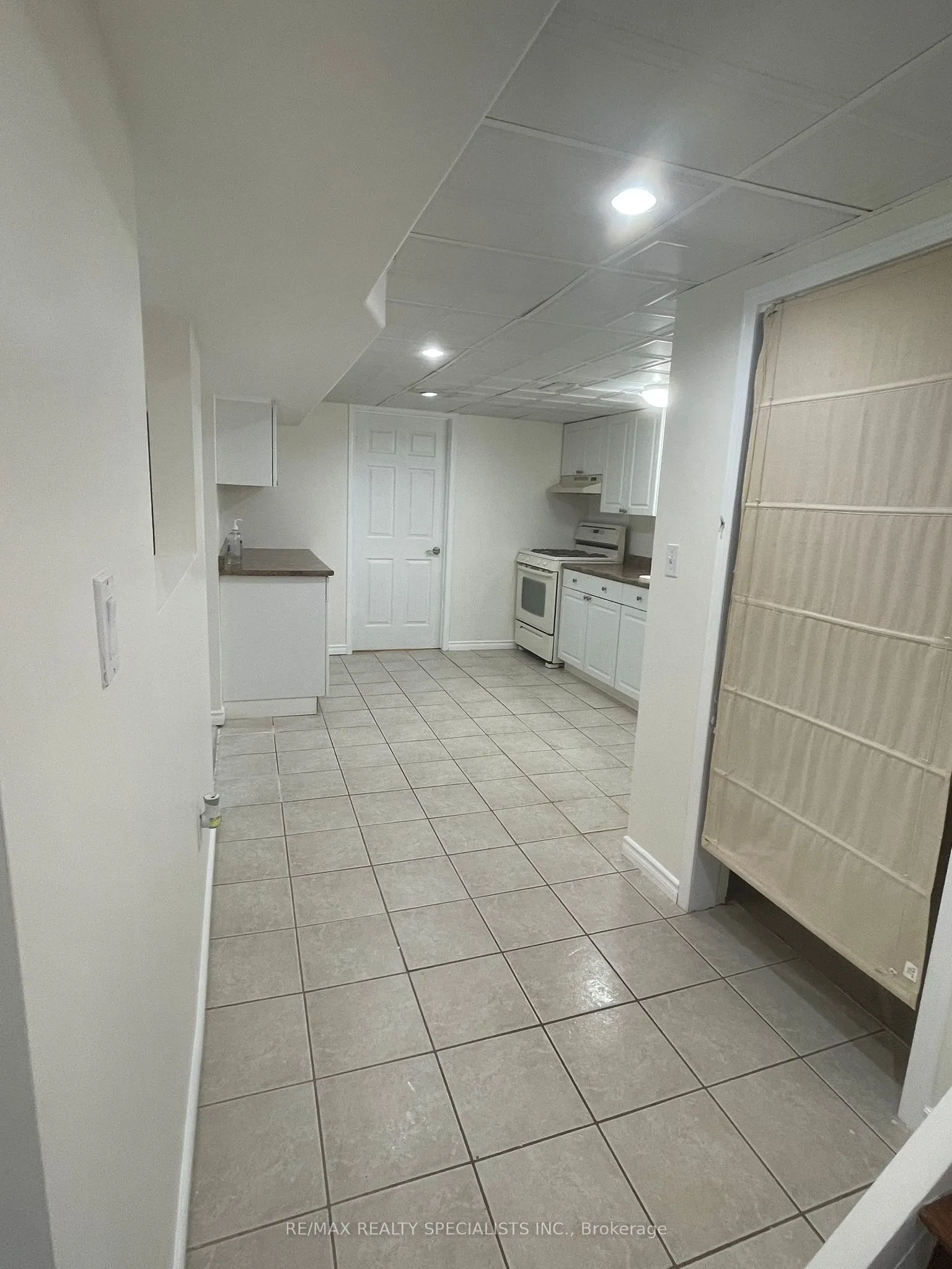 27 Deerborn Drive, #BSMT