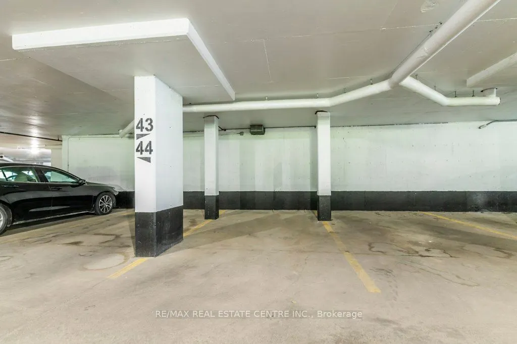 52 Blue Springs Drive, #11