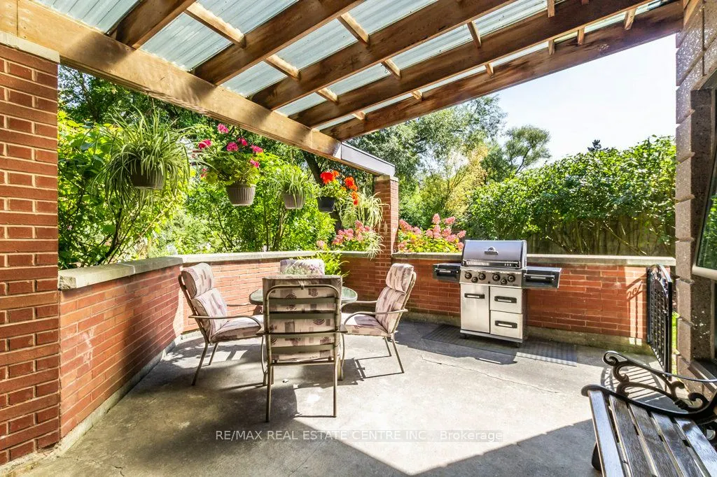 52 Blue Springs Drive, #11