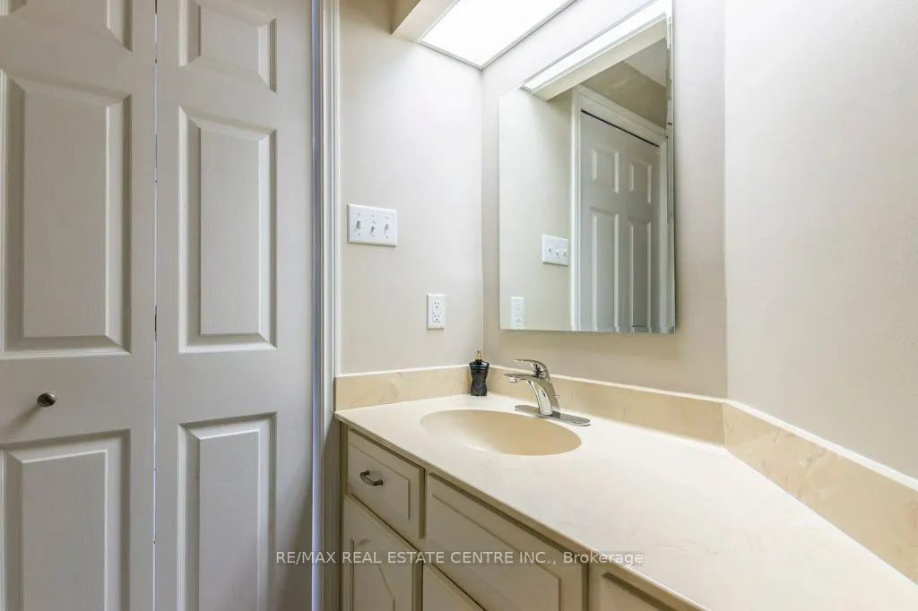 52 Blue Springs Drive, #11