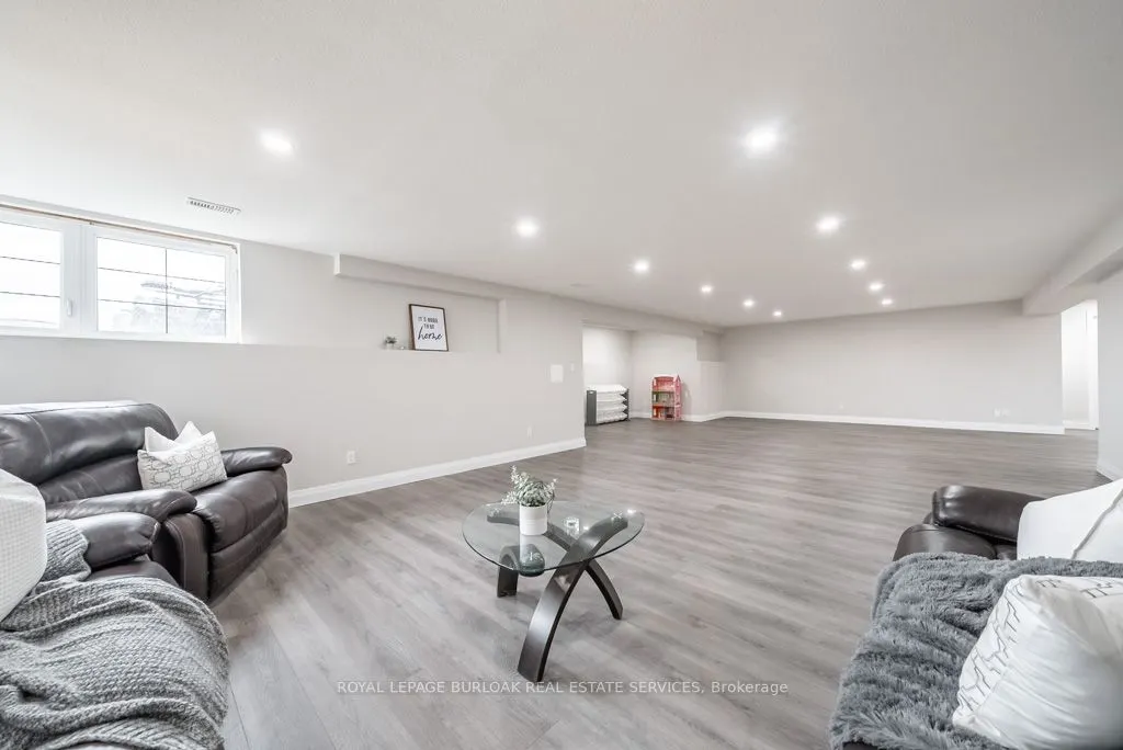 234 Burford-Delhi Townline Road