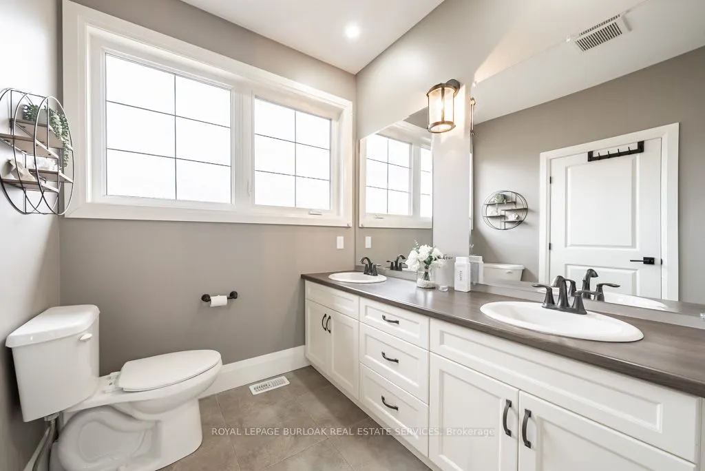 234 Burford-Delhi Townline Road