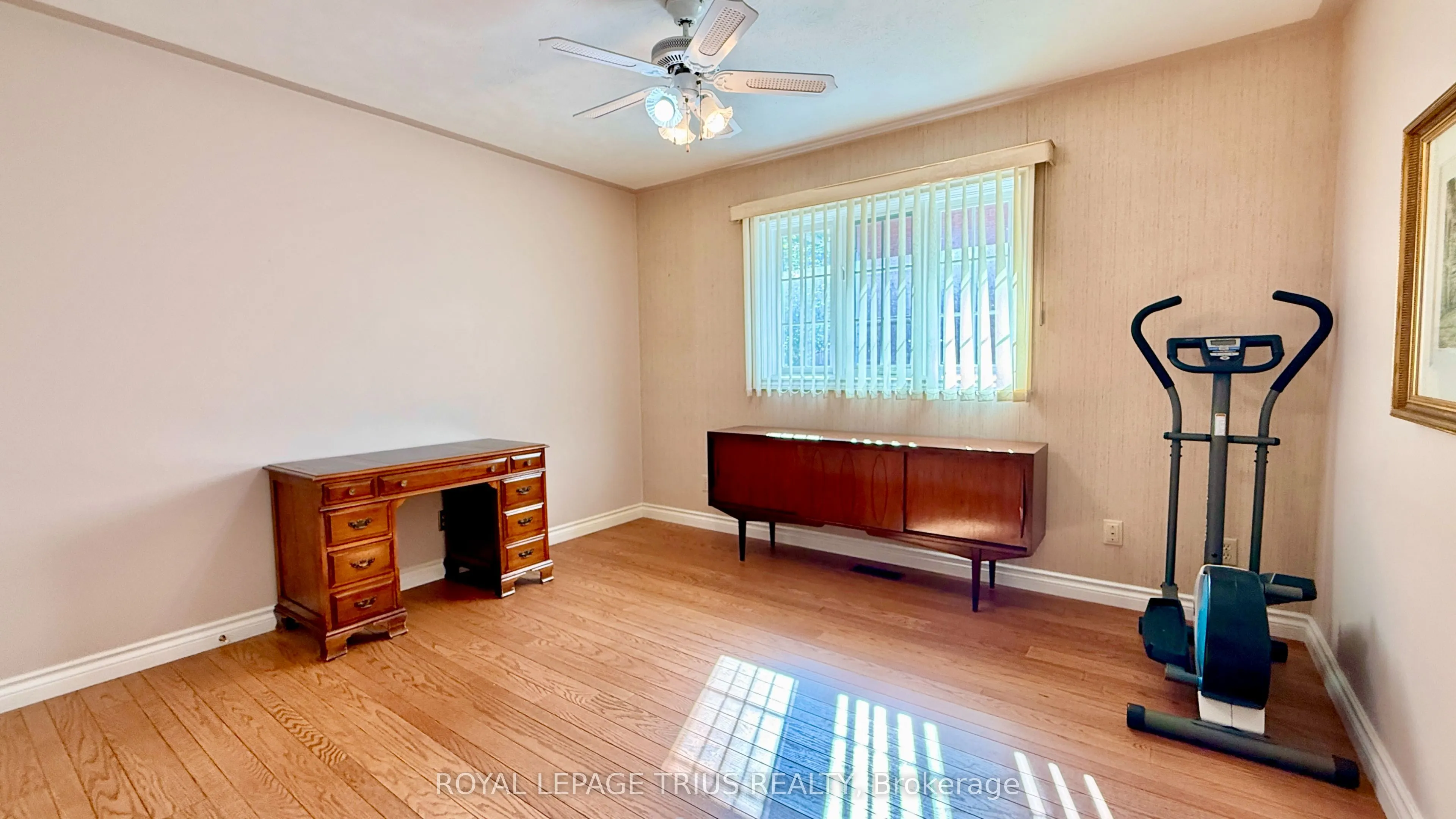 4 Orchard Crescent