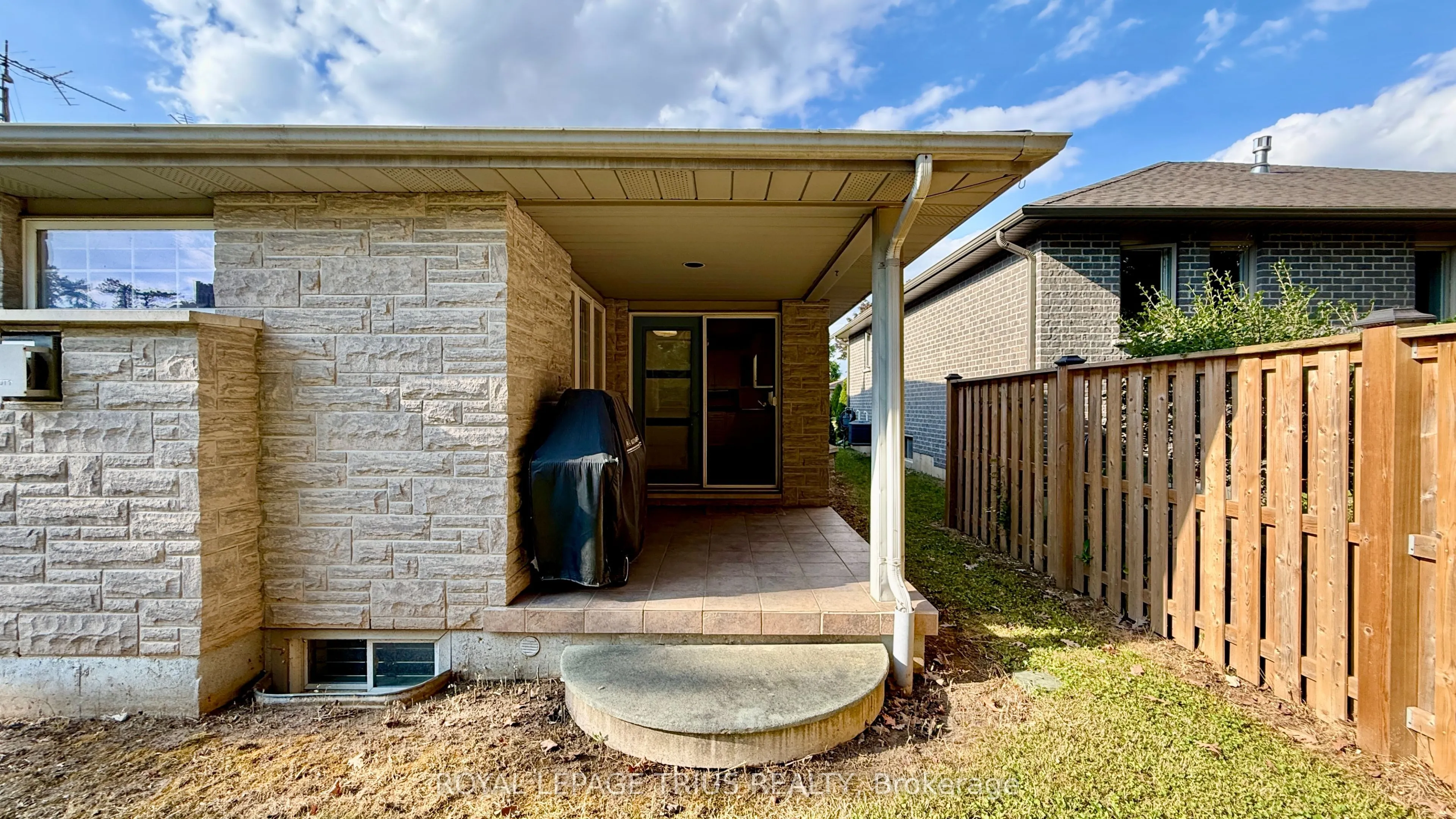 4 Orchard Crescent