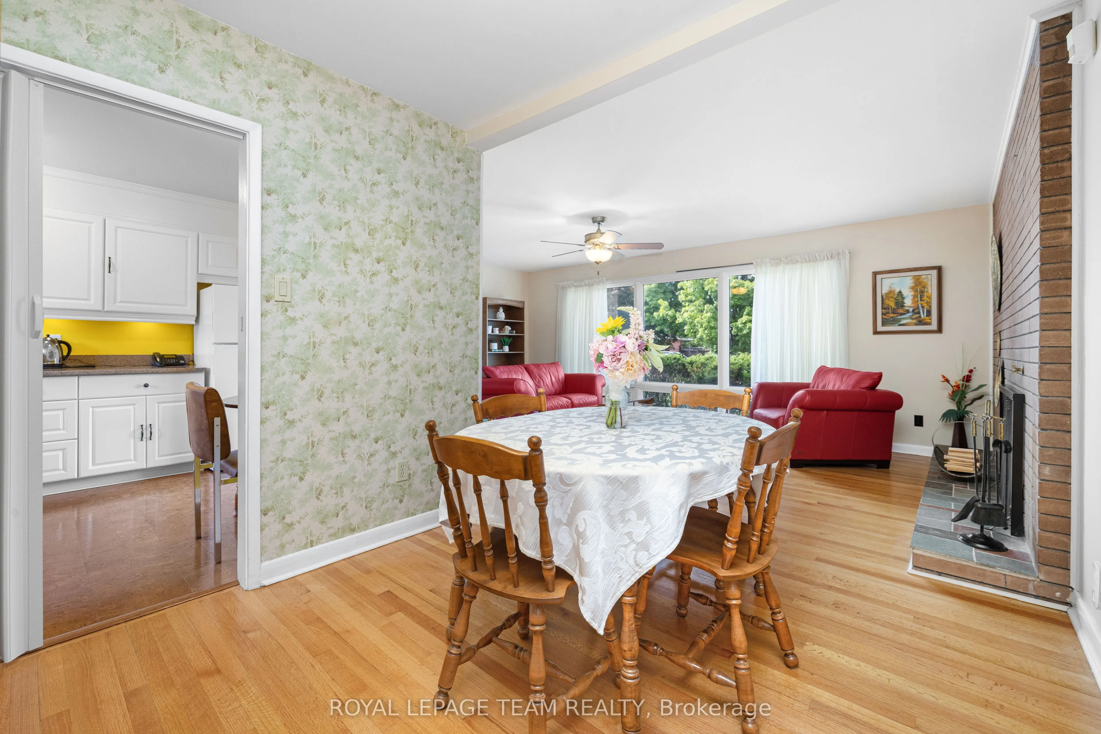 30 Ellery Crescent
