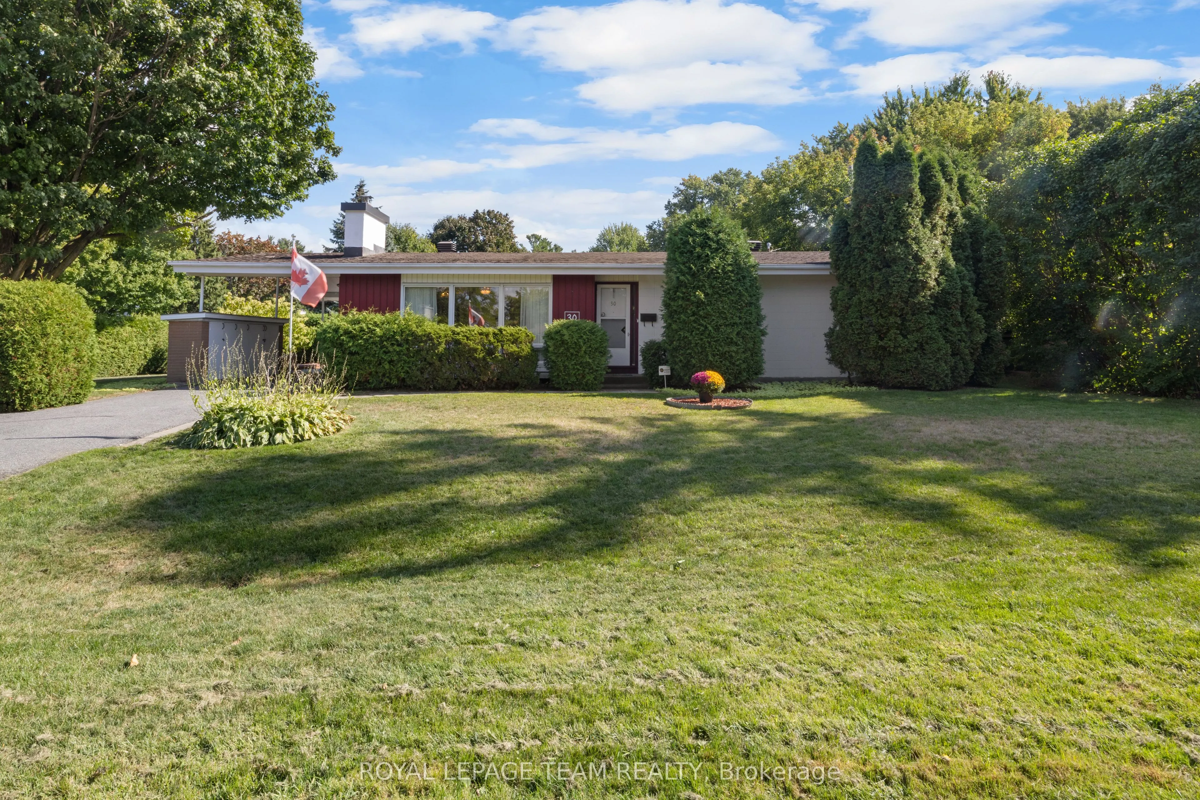 30 Ellery Crescent