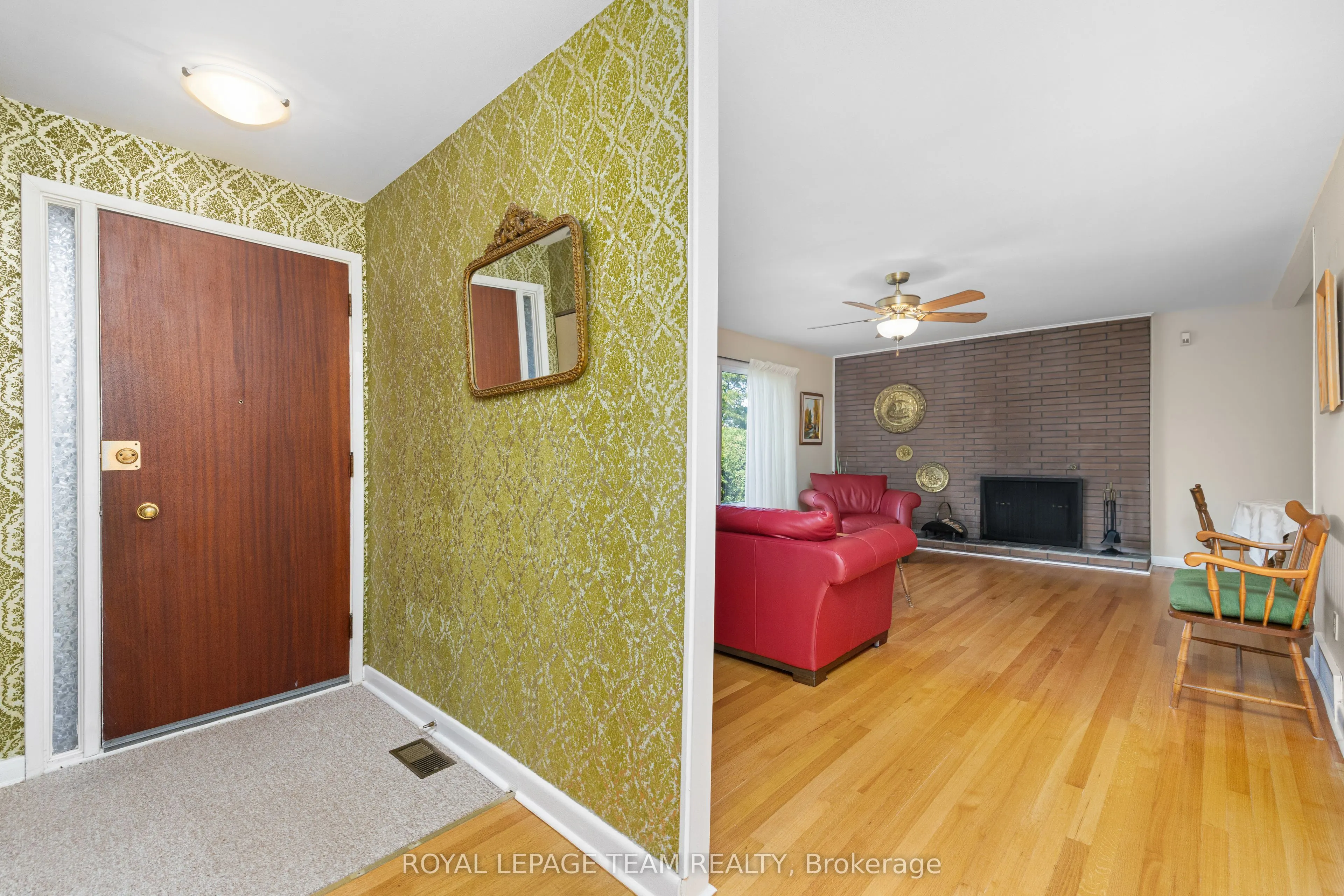 30 Ellery Crescent