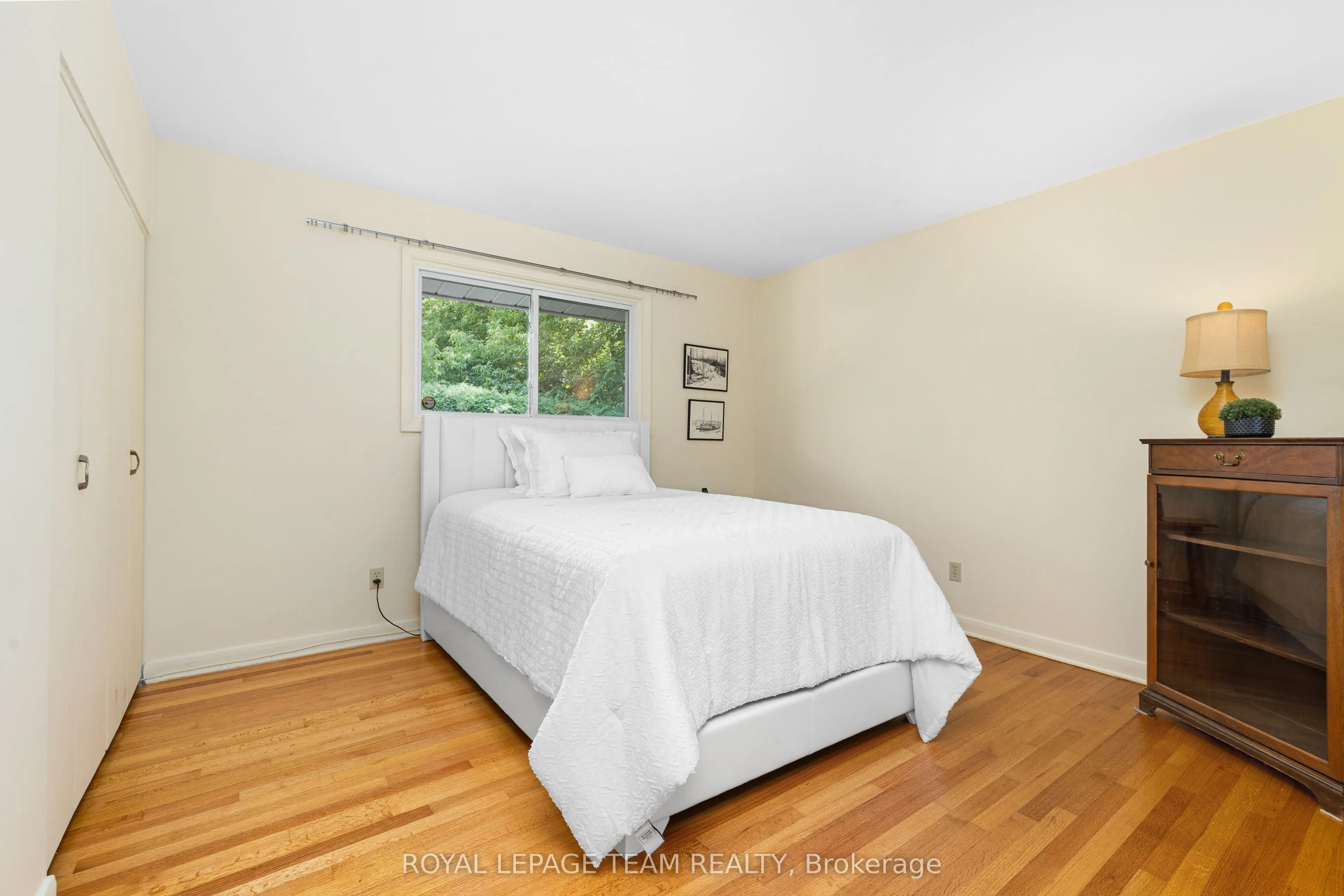 30 Ellery Crescent