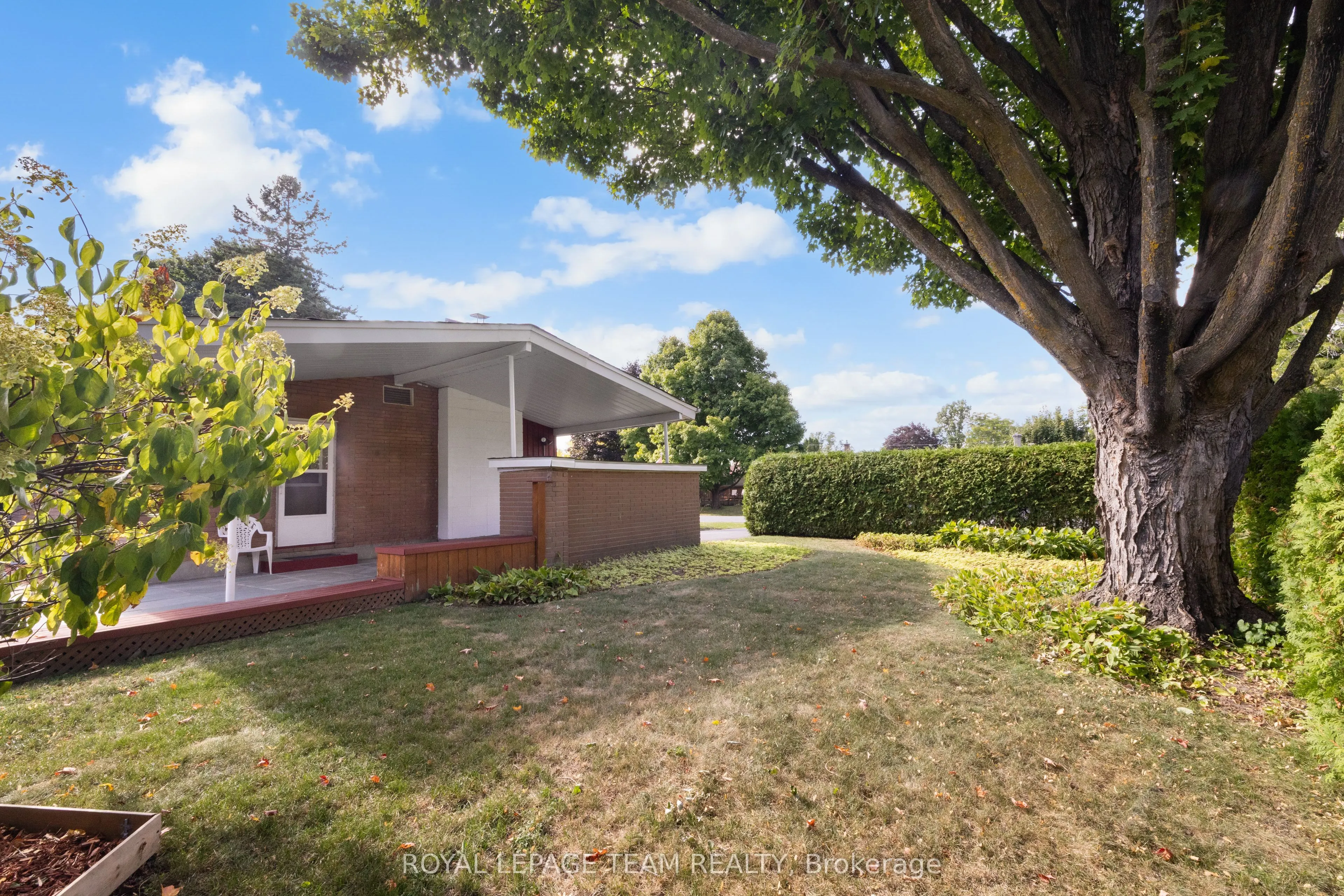 30 Ellery Crescent