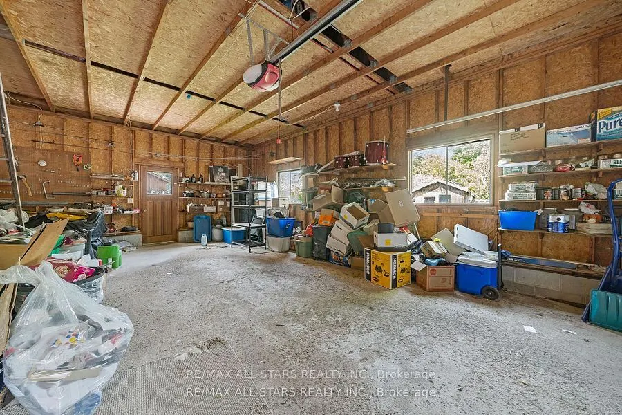 61 Francis Street E