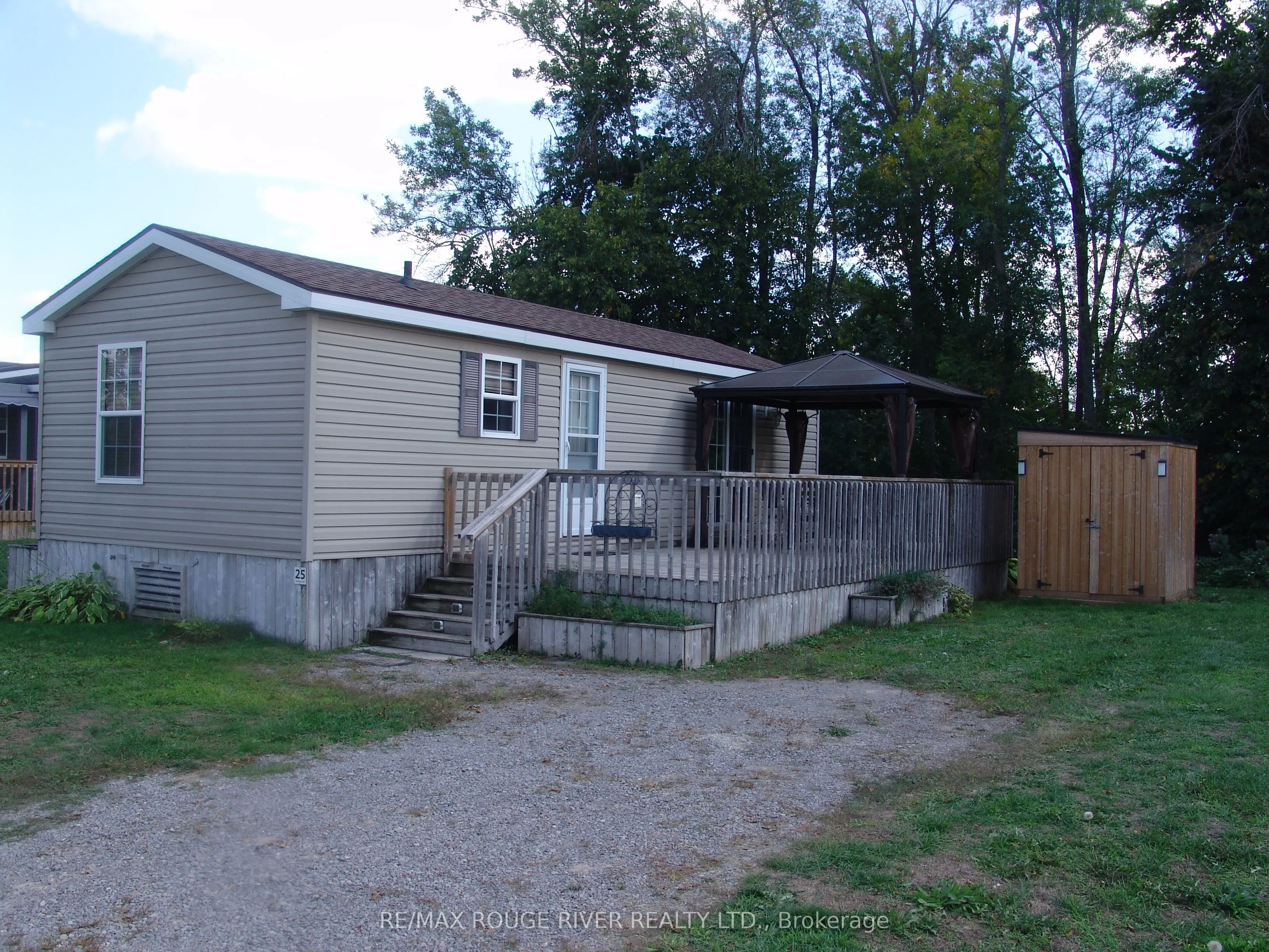 1235 Villiers Line