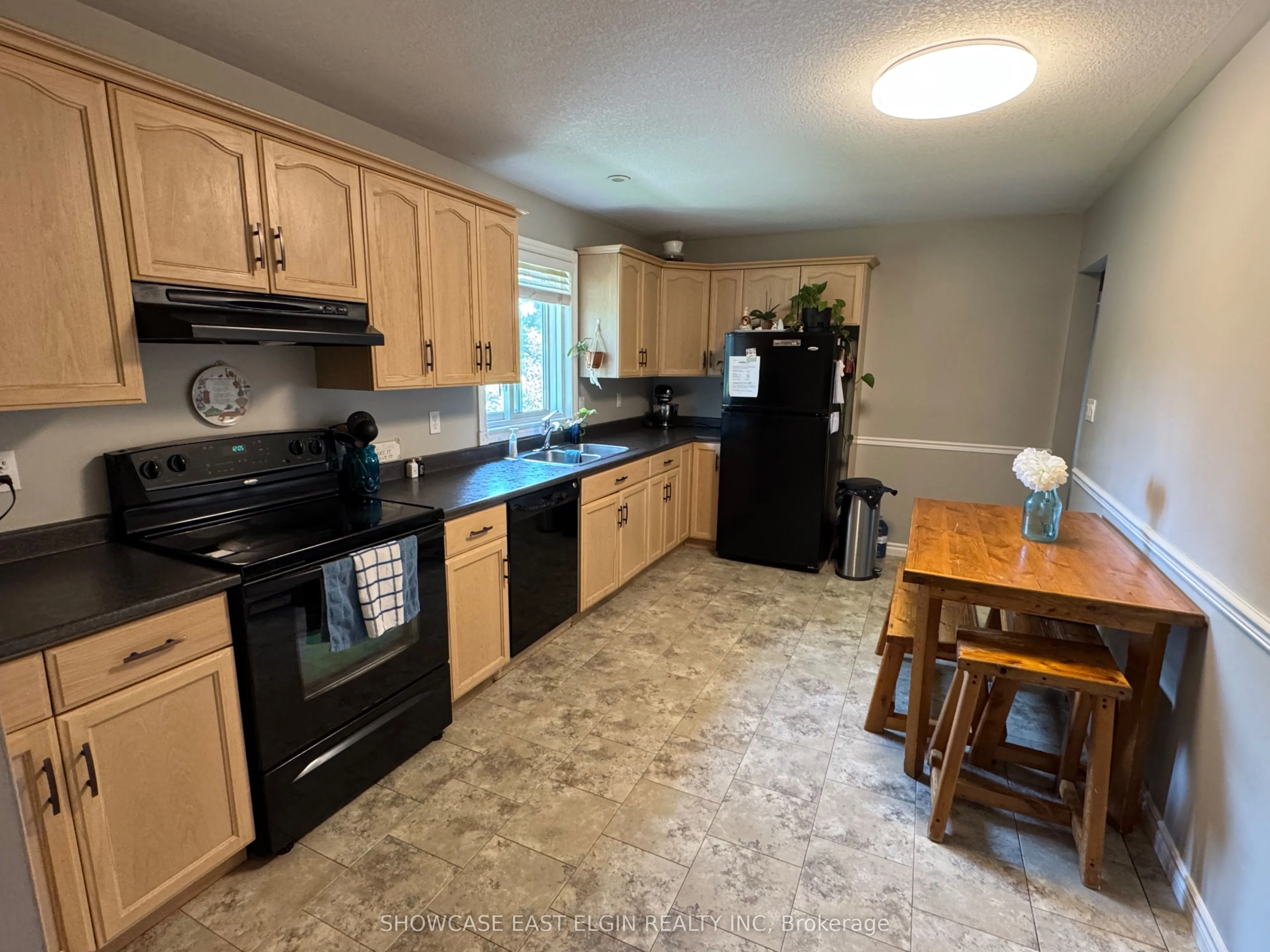 28 Melanie Drive