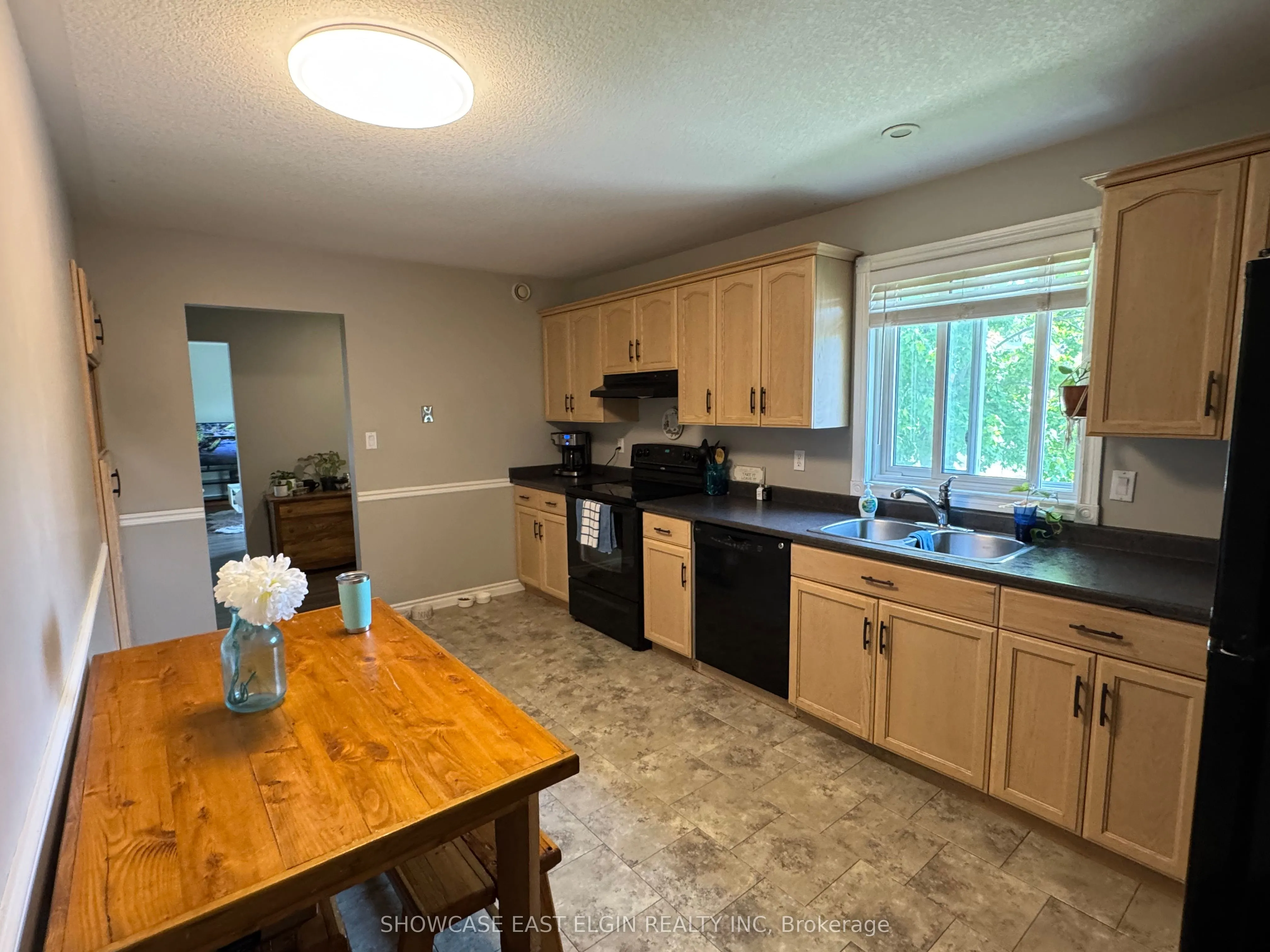 28 Melanie Drive