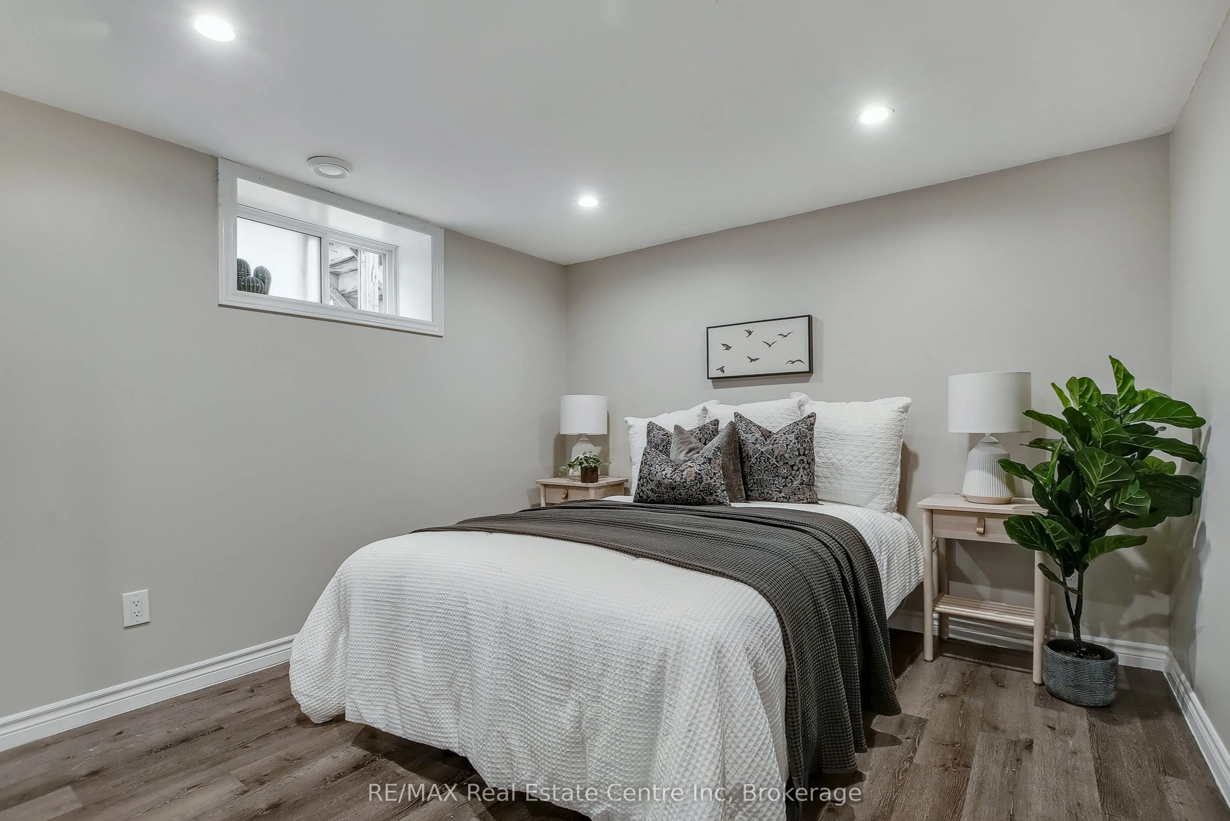 52 Avenue Road