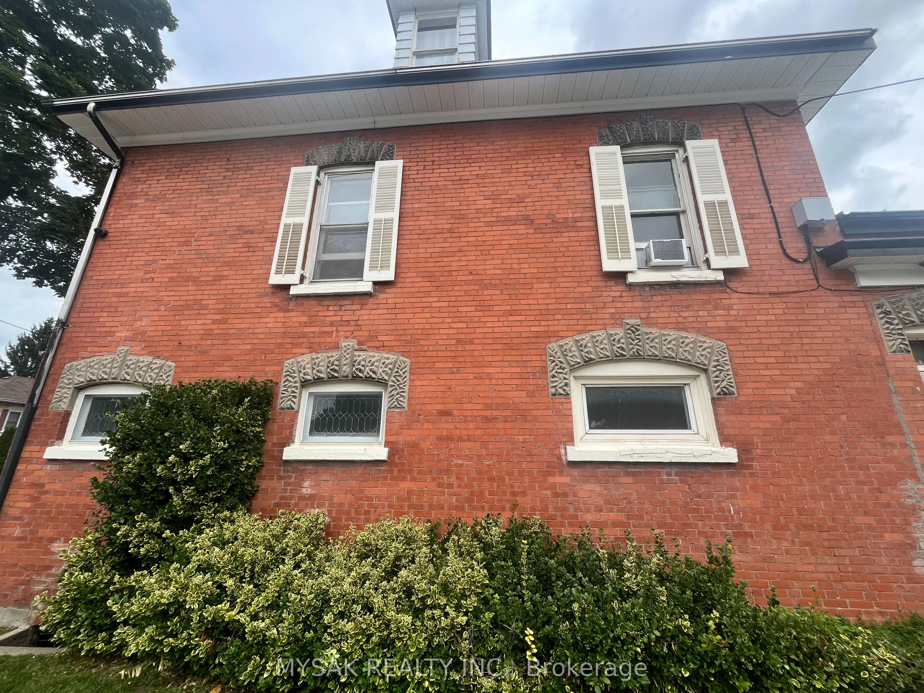 315 Centre Street