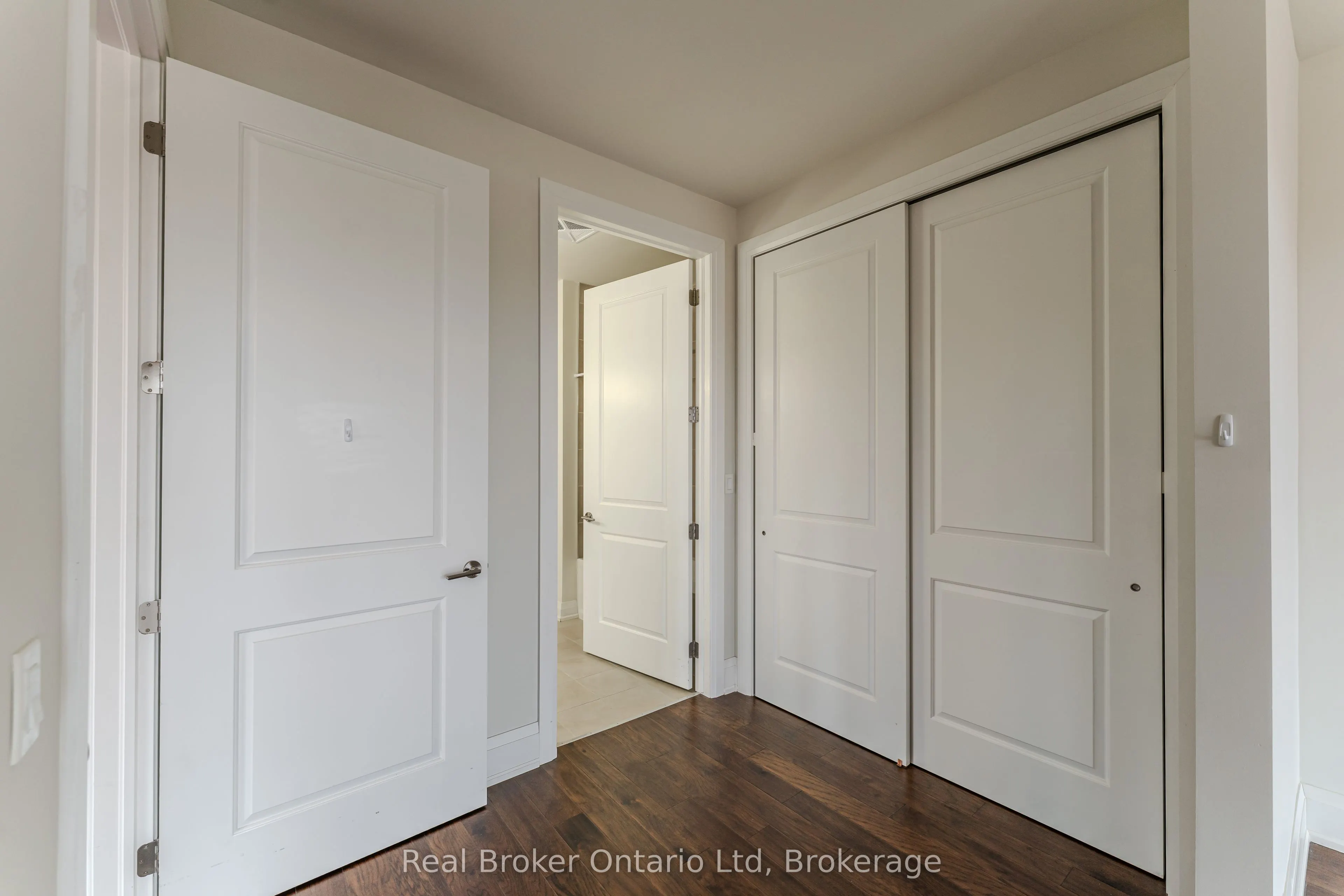 80 9th Street E, #305
