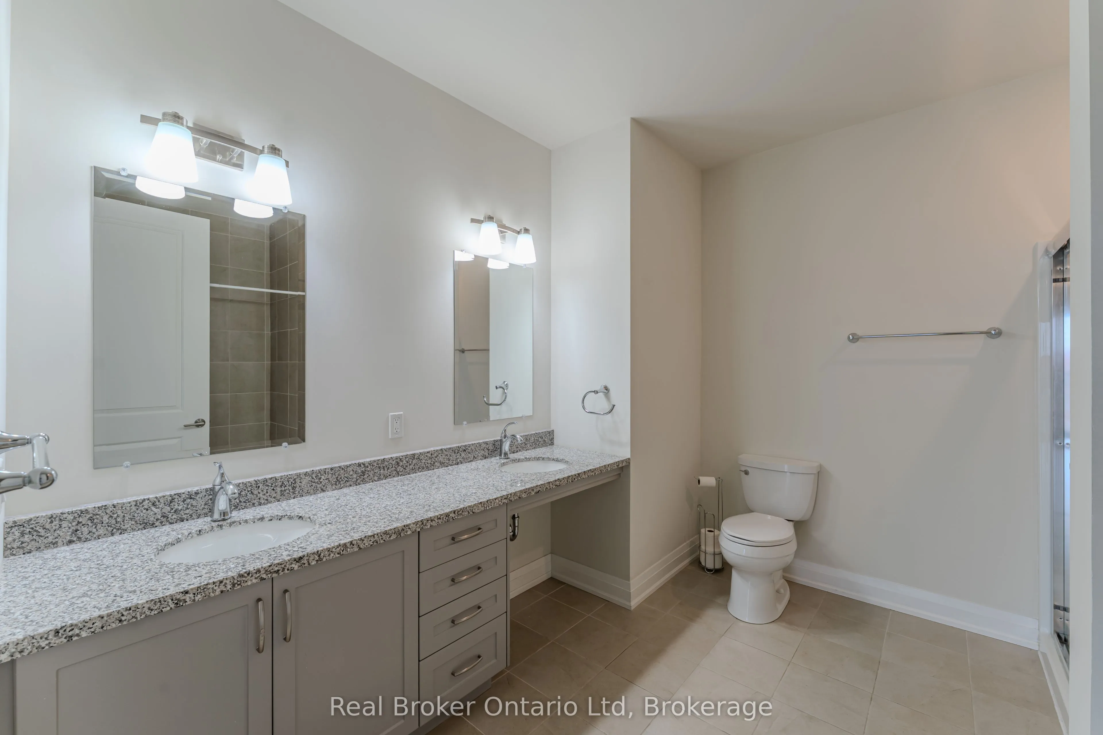 80 9th Street E, #305