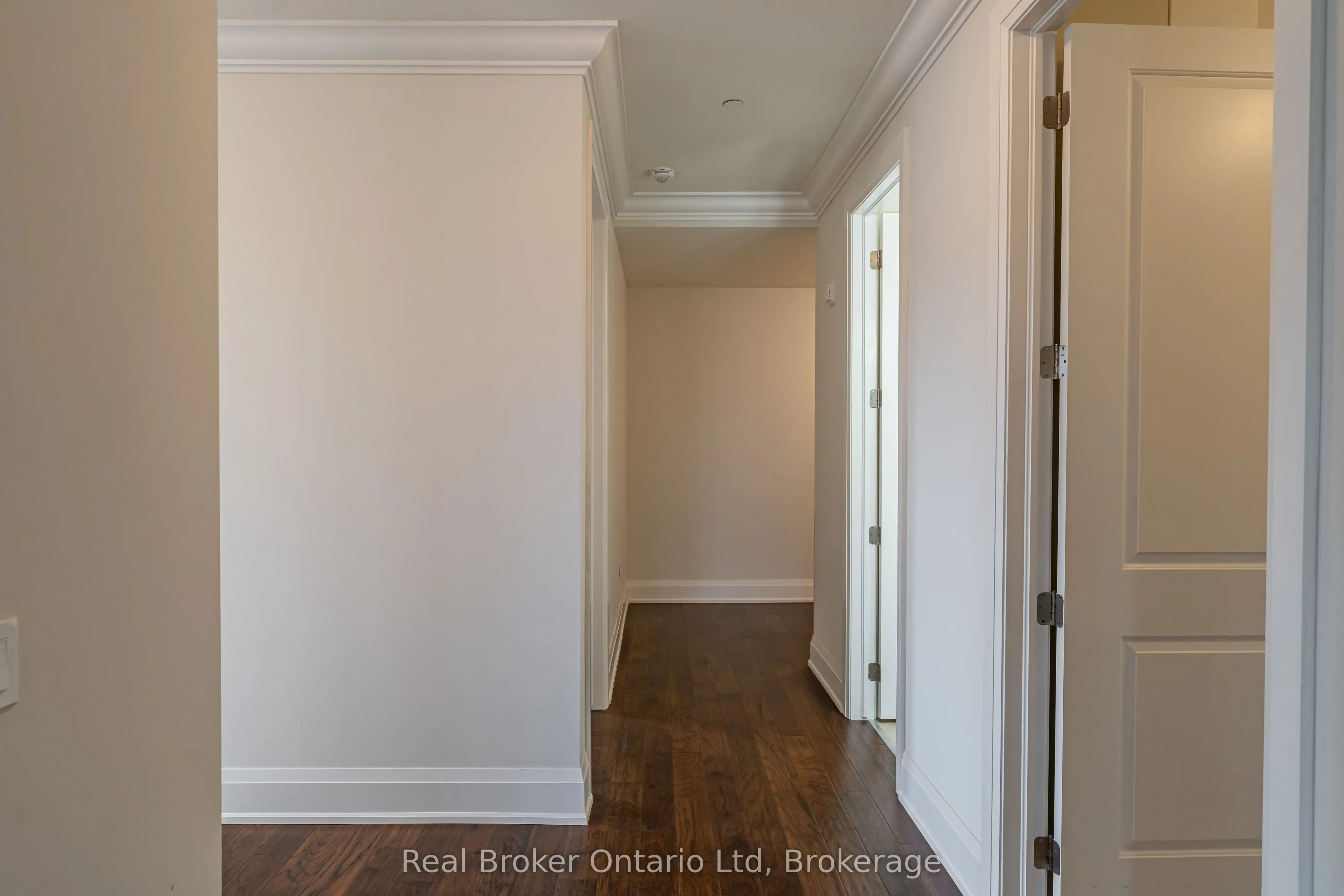 80 9th Street E, #305