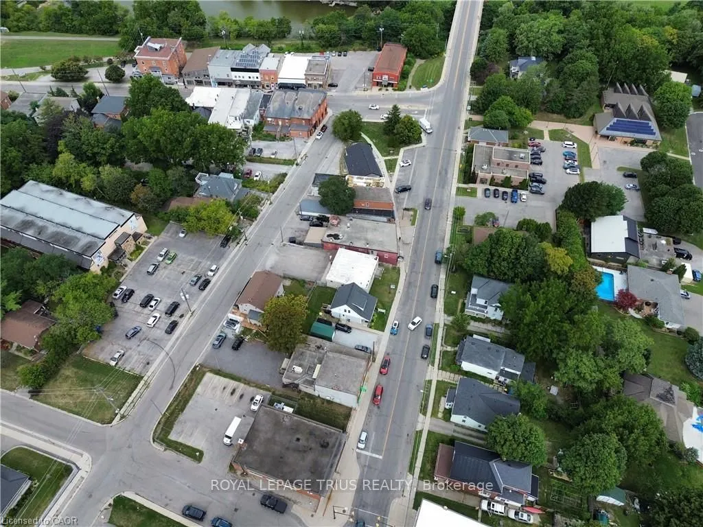 42 Main Street S