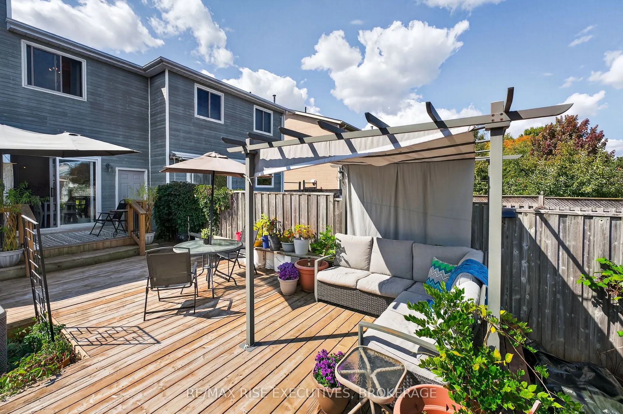 794 Littlestone Crescent