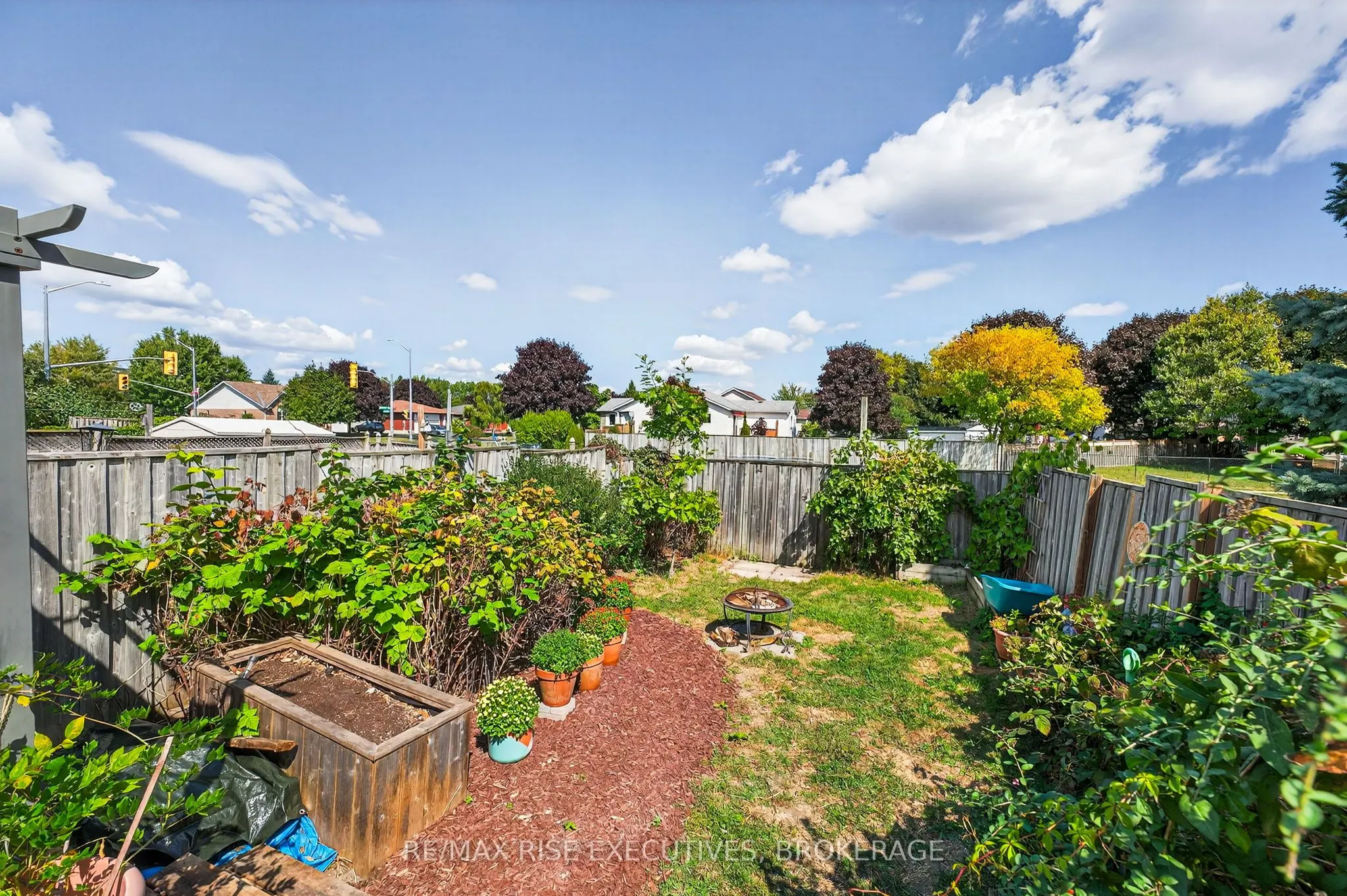794 Littlestone Crescent