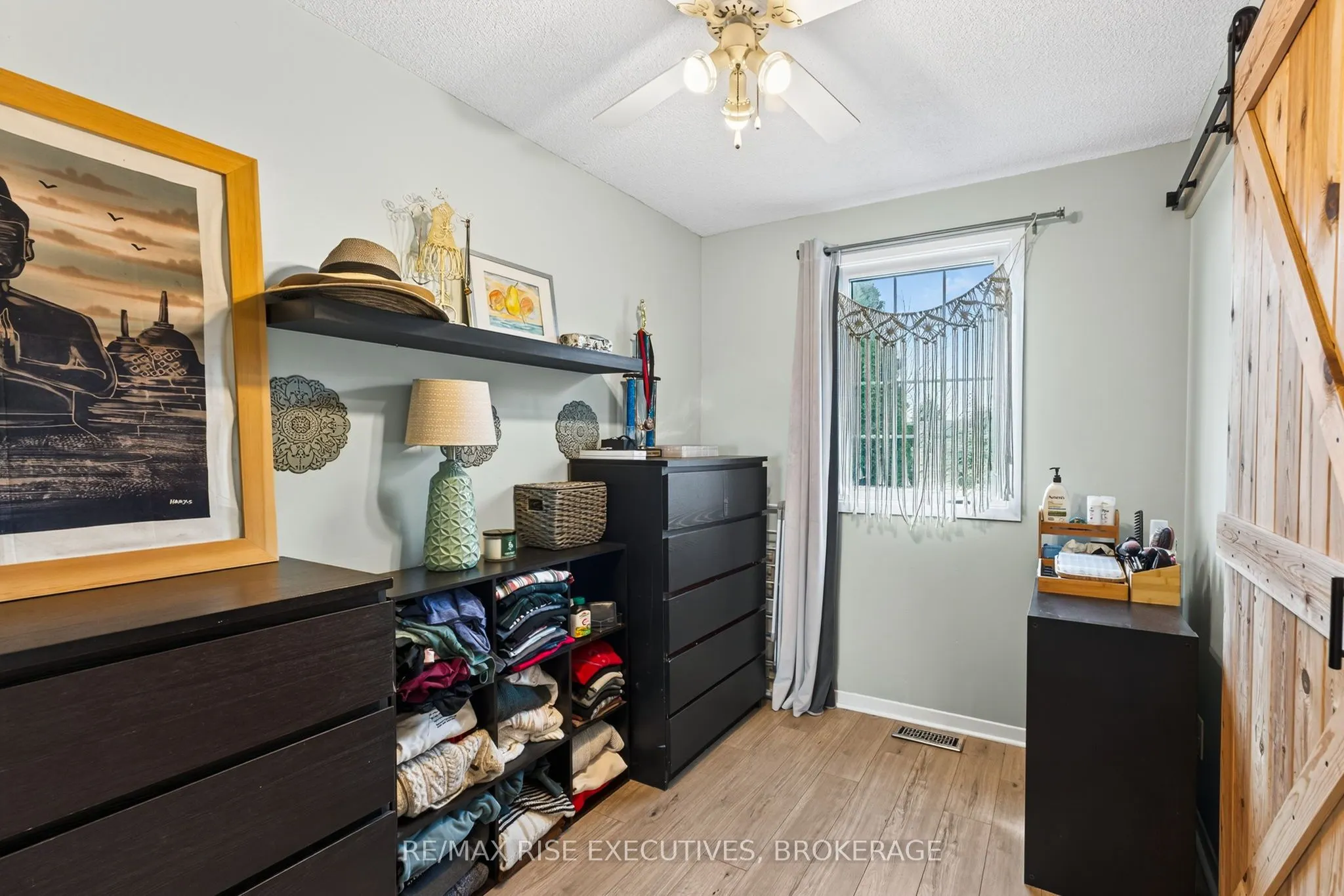 794 Littlestone Crescent