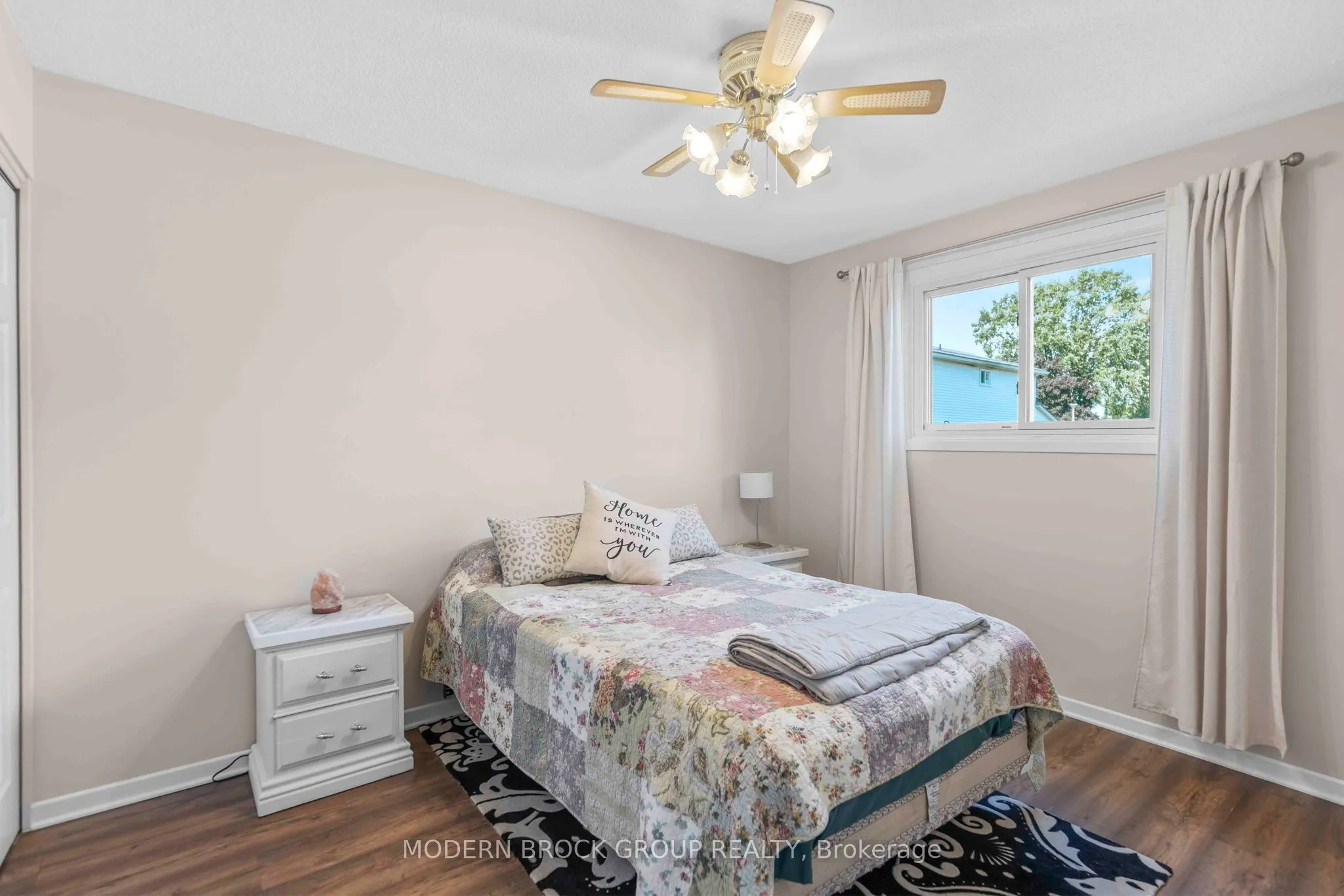 802 Cunningham Crescent