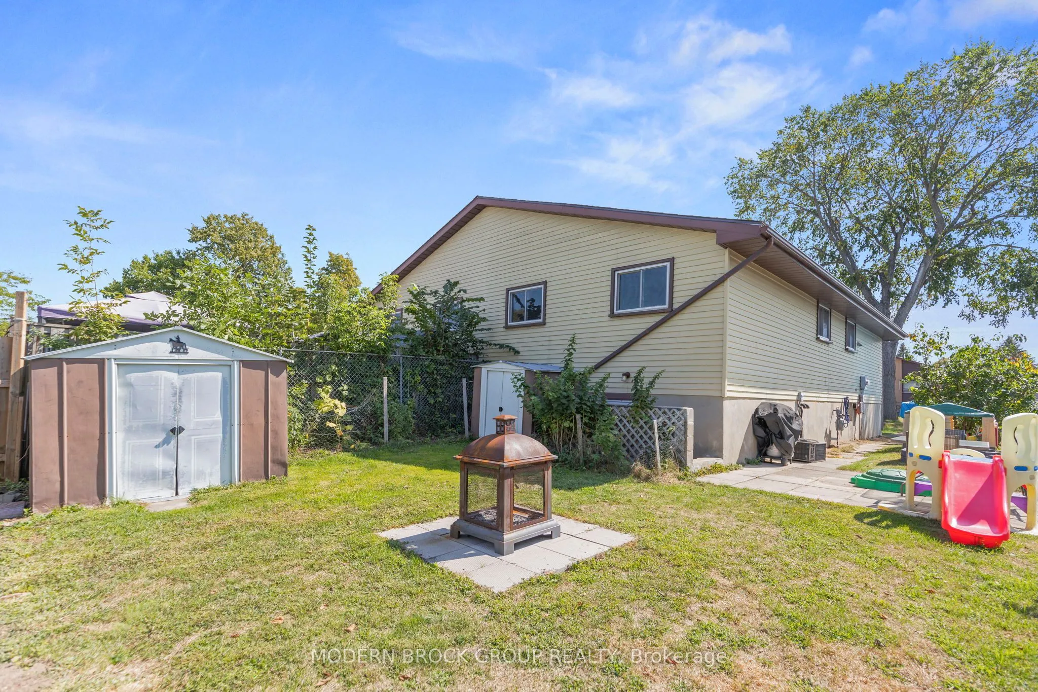 802 Cunningham Crescent
