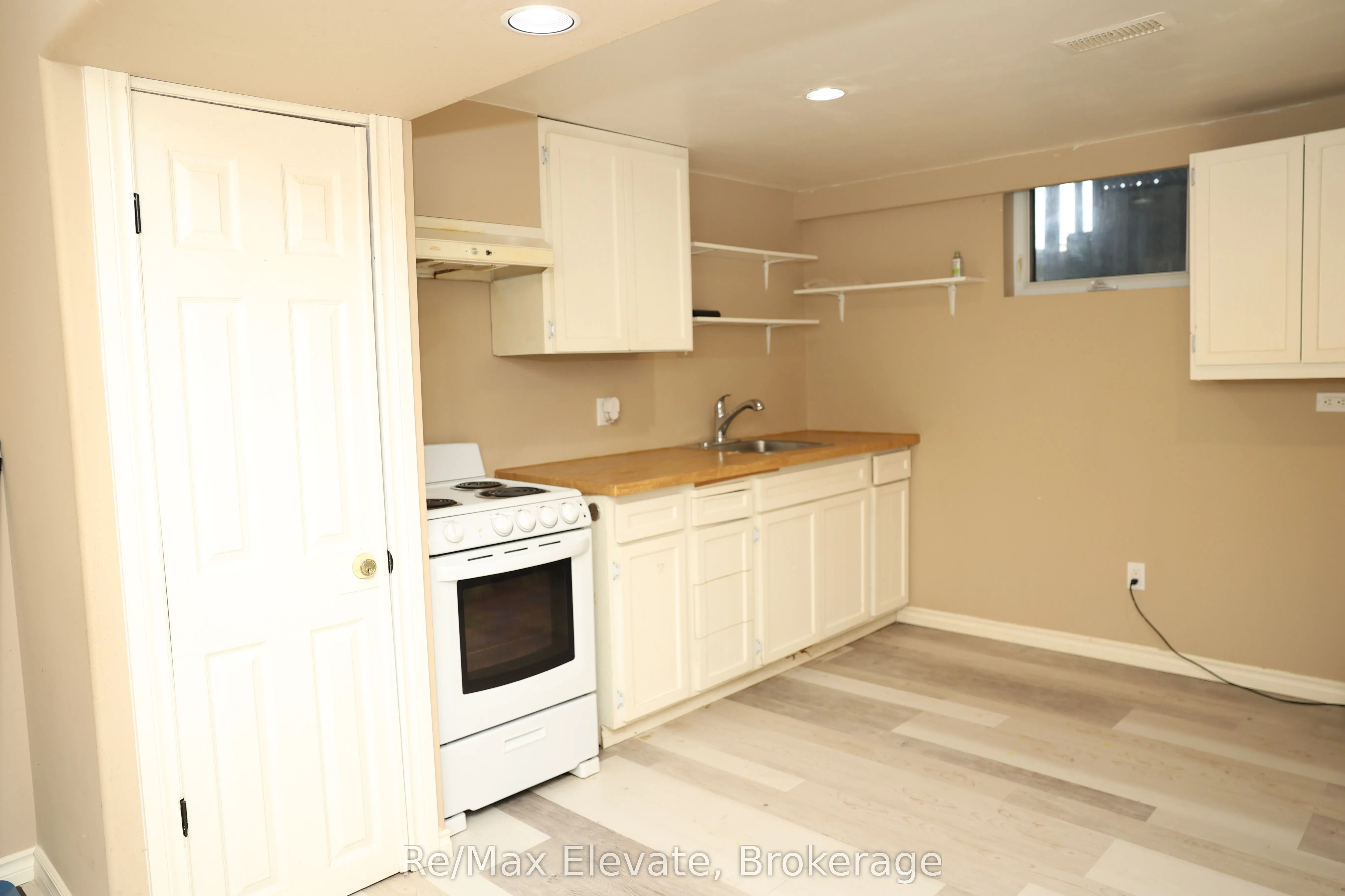 711 Otonabee Drive