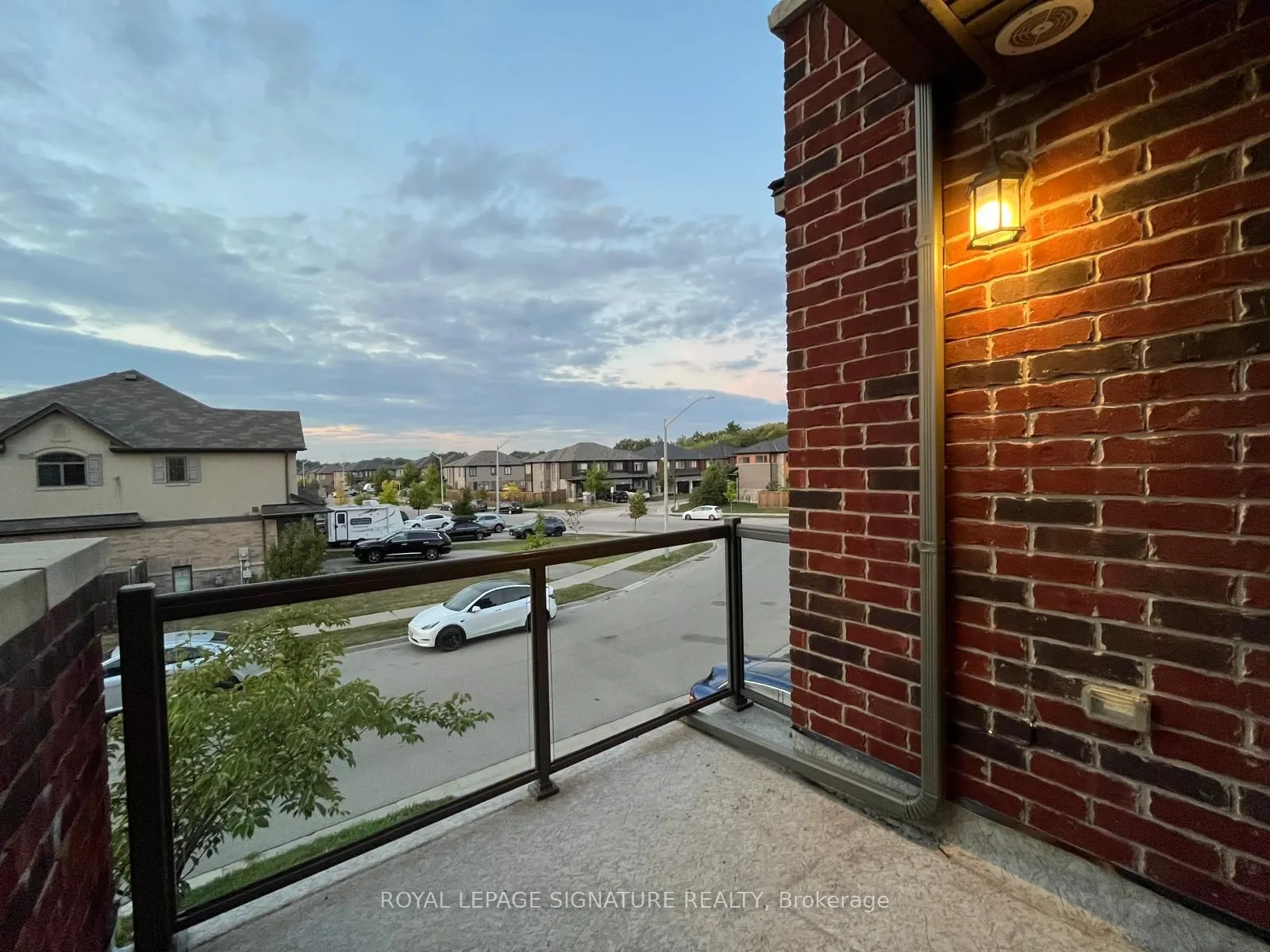 5 Dodman Crescent