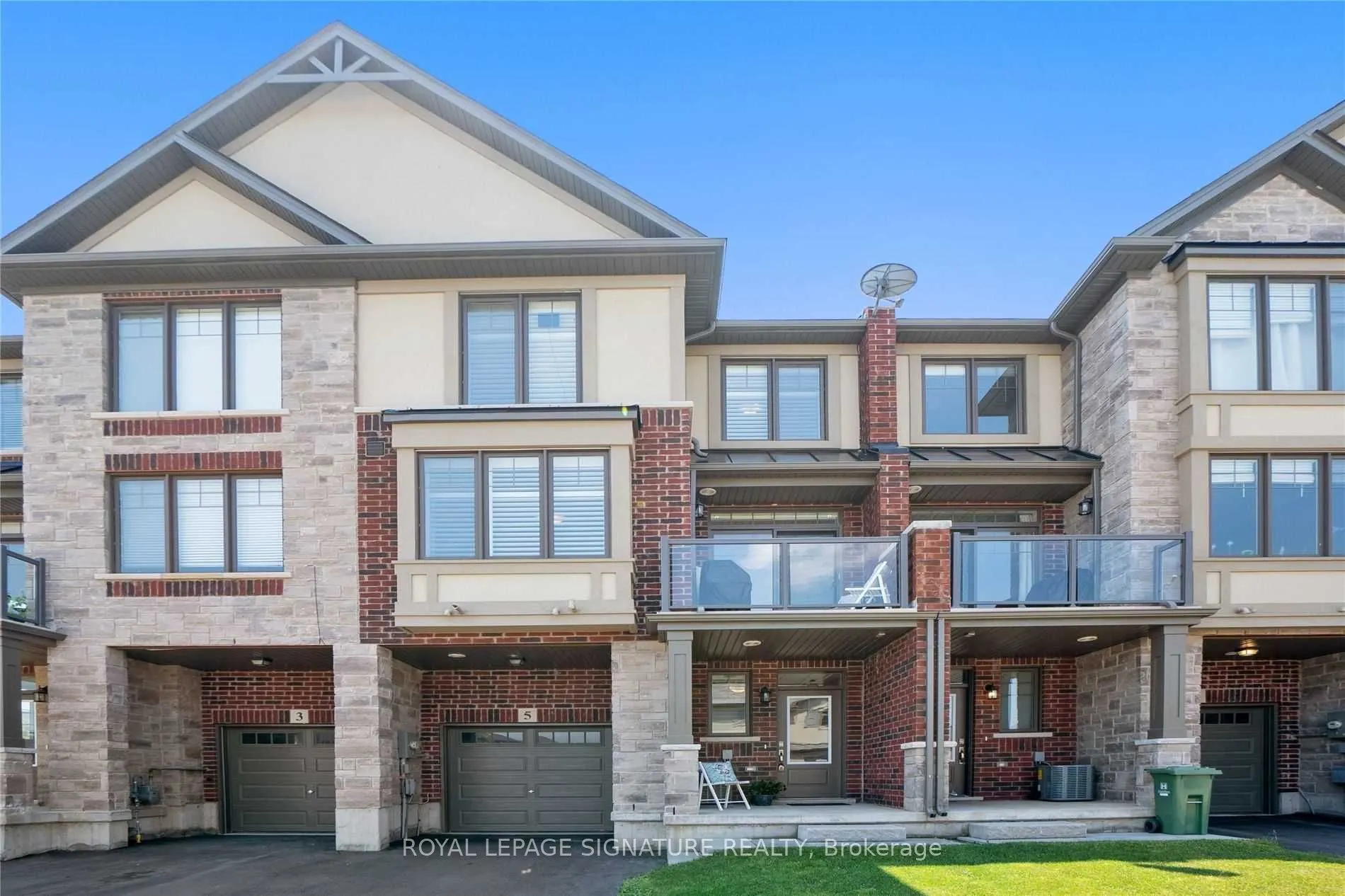 5 Dodman Crescent