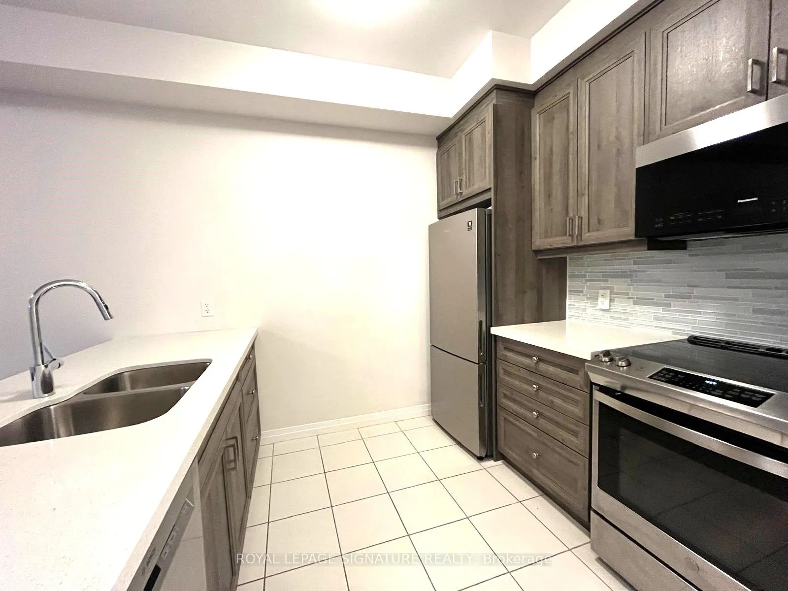 5 Dodman Crescent