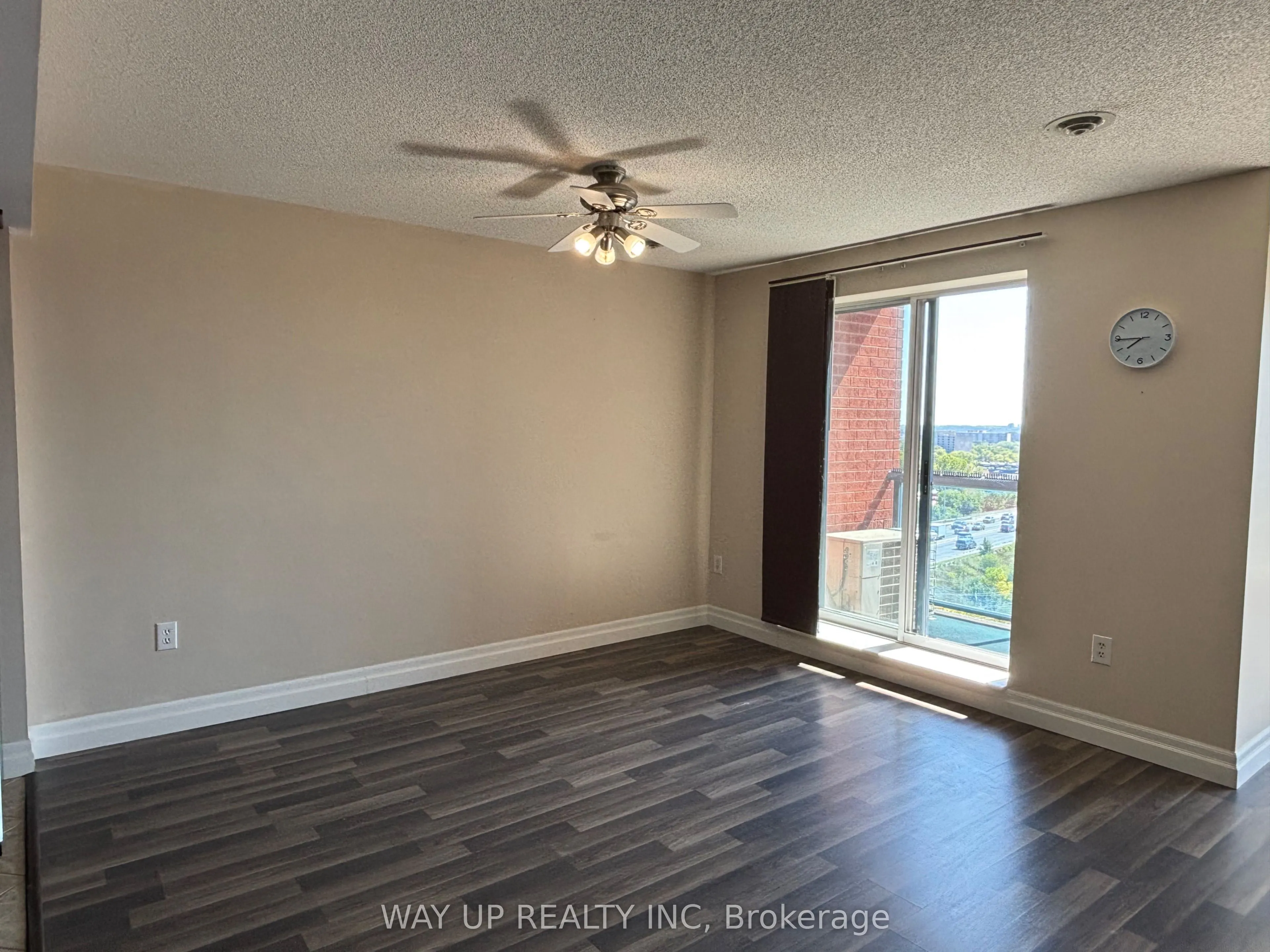 30 Chapman Court, #904