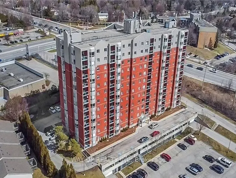 30 Chapman Court, #904