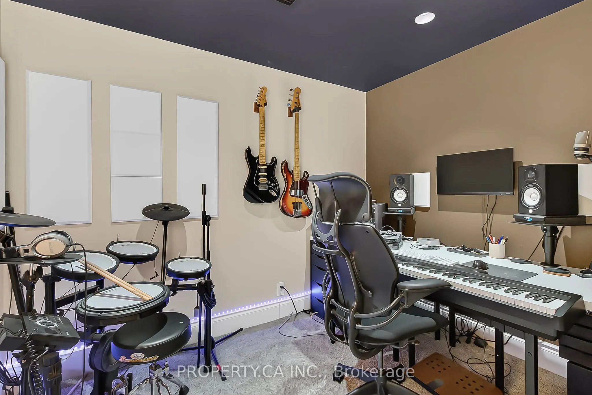 5 Father David Bauer Drive, #110