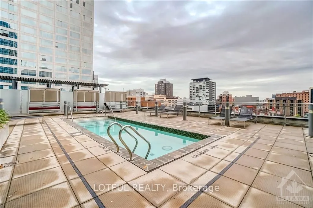 324 LAURIER AVE Street W, #1002