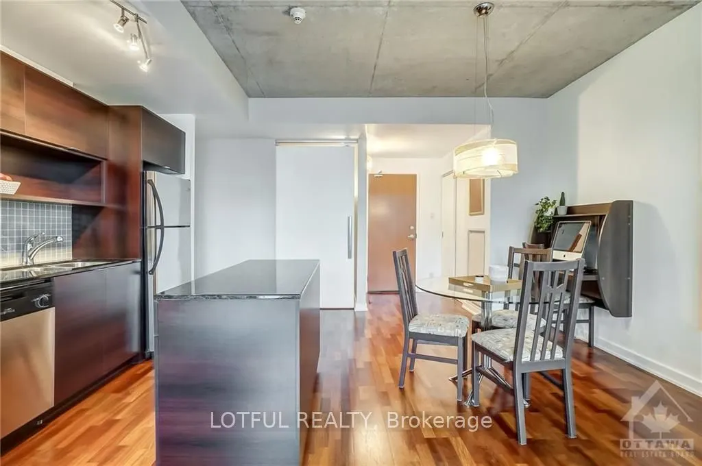 324 LAURIER AVE Street W, #1002