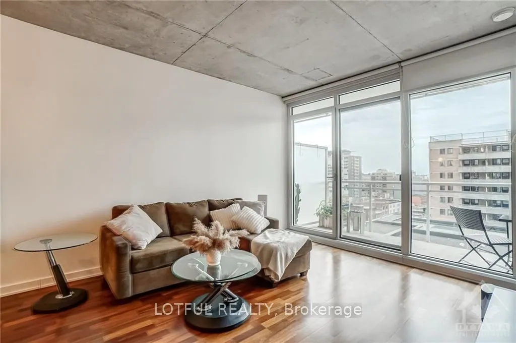 324 LAURIER AVE Street W, #1002