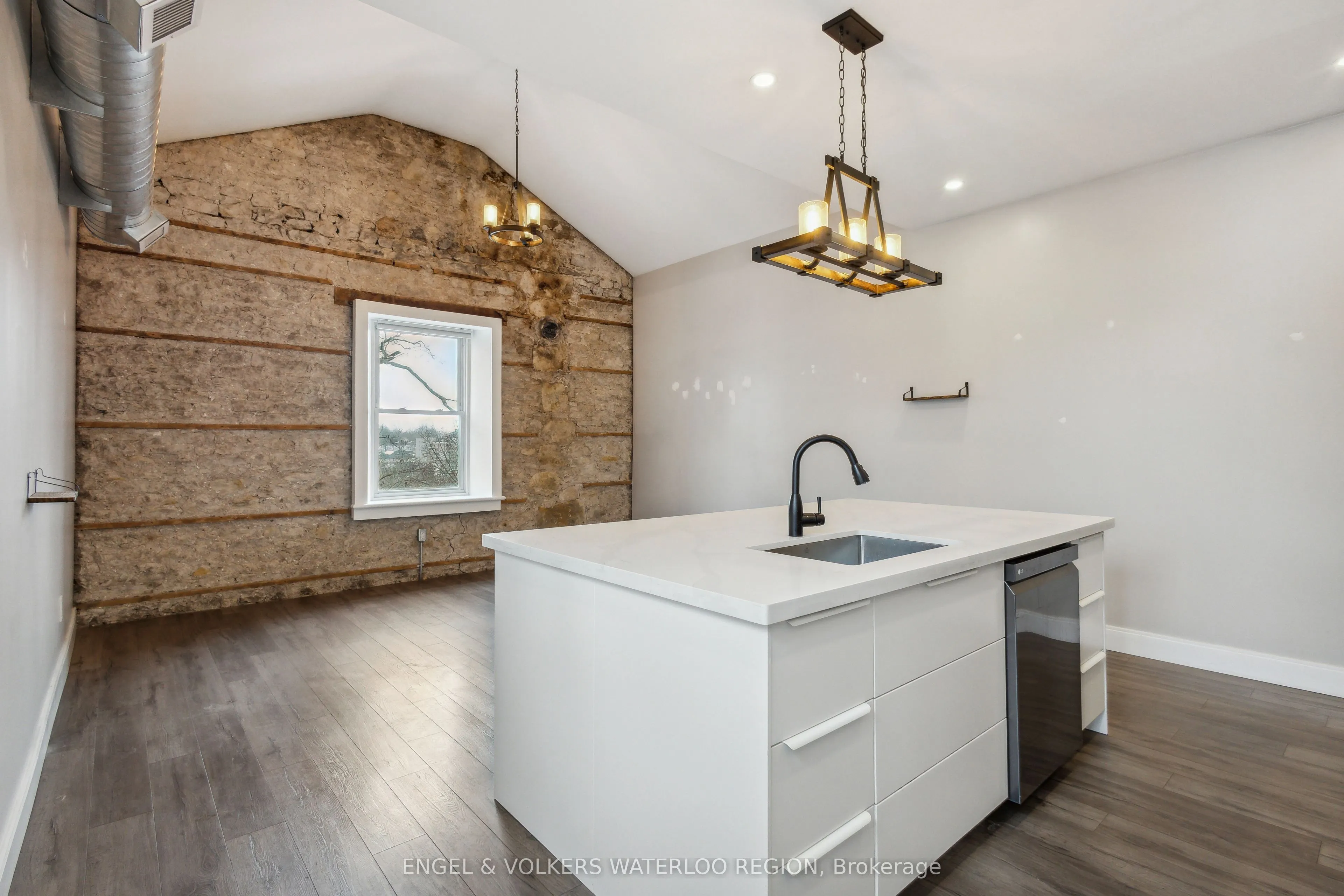 16 Ramore Street, #Unit #3