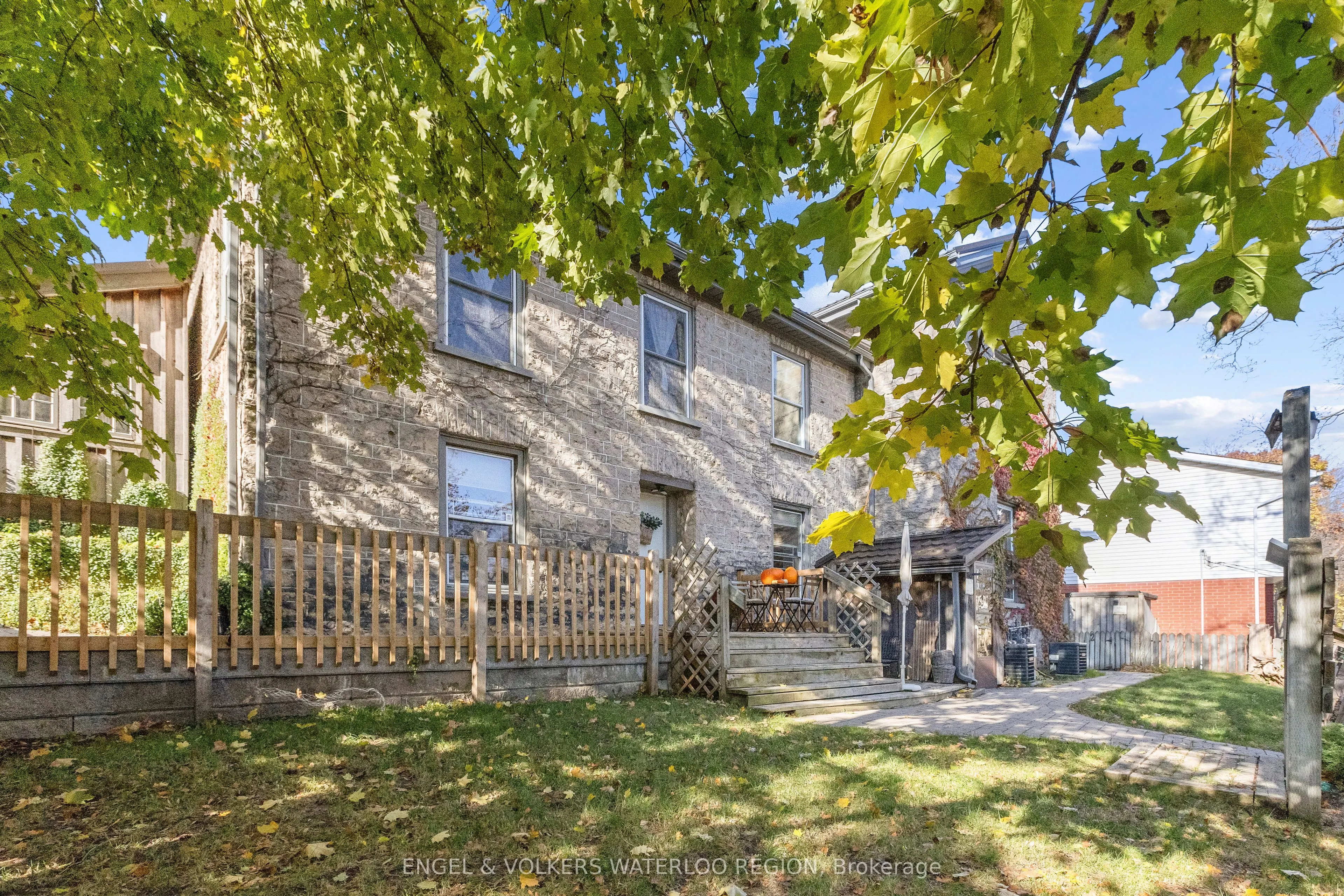 16 Ramore Street, #Unit #3