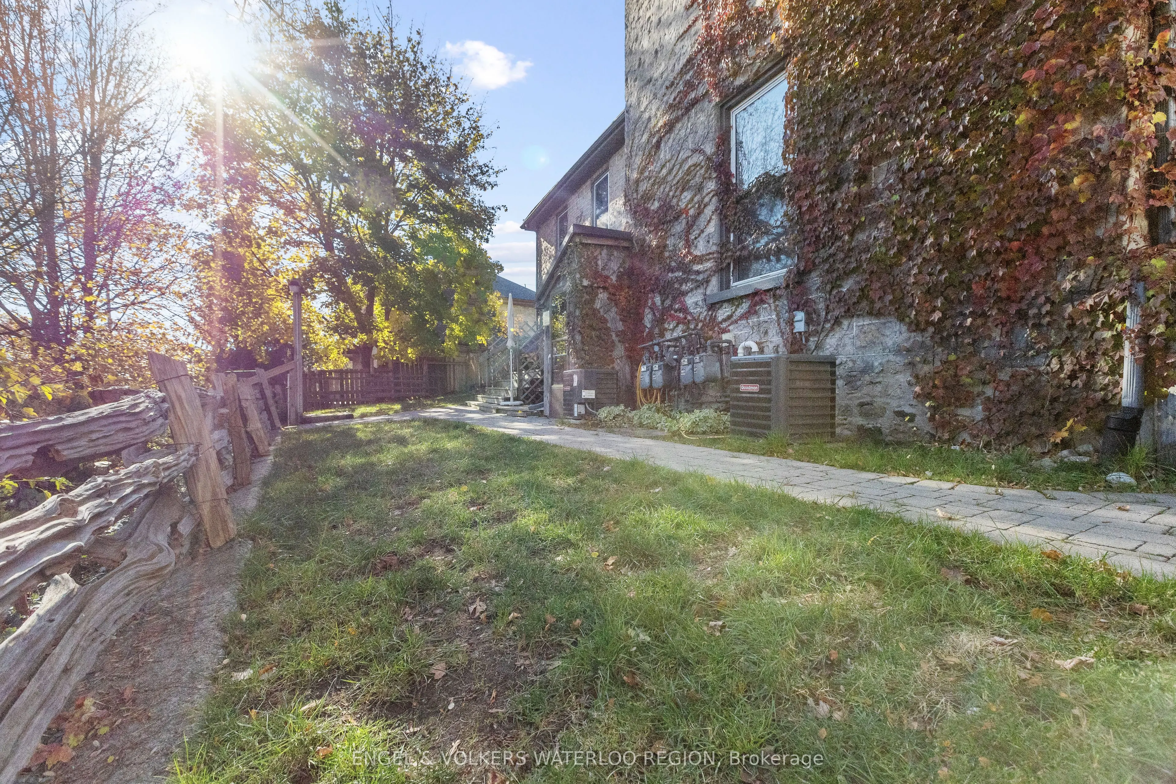 16 Ramore Street, #Unit #3