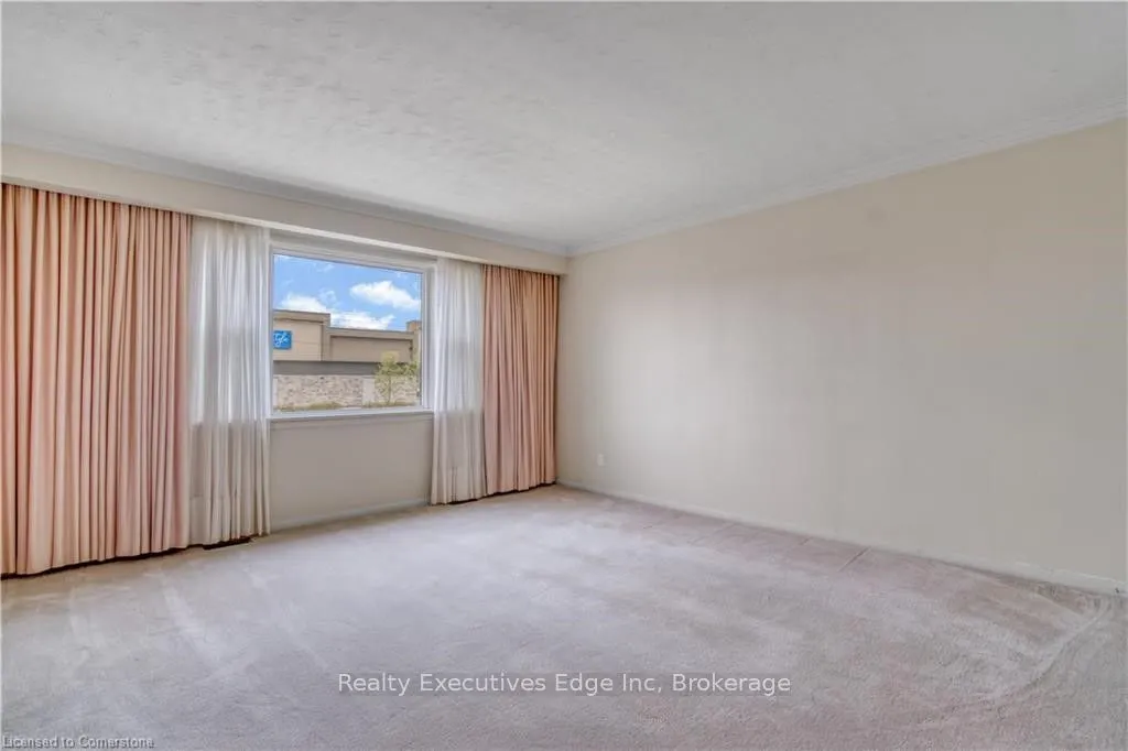 262 Grange Road, #Main