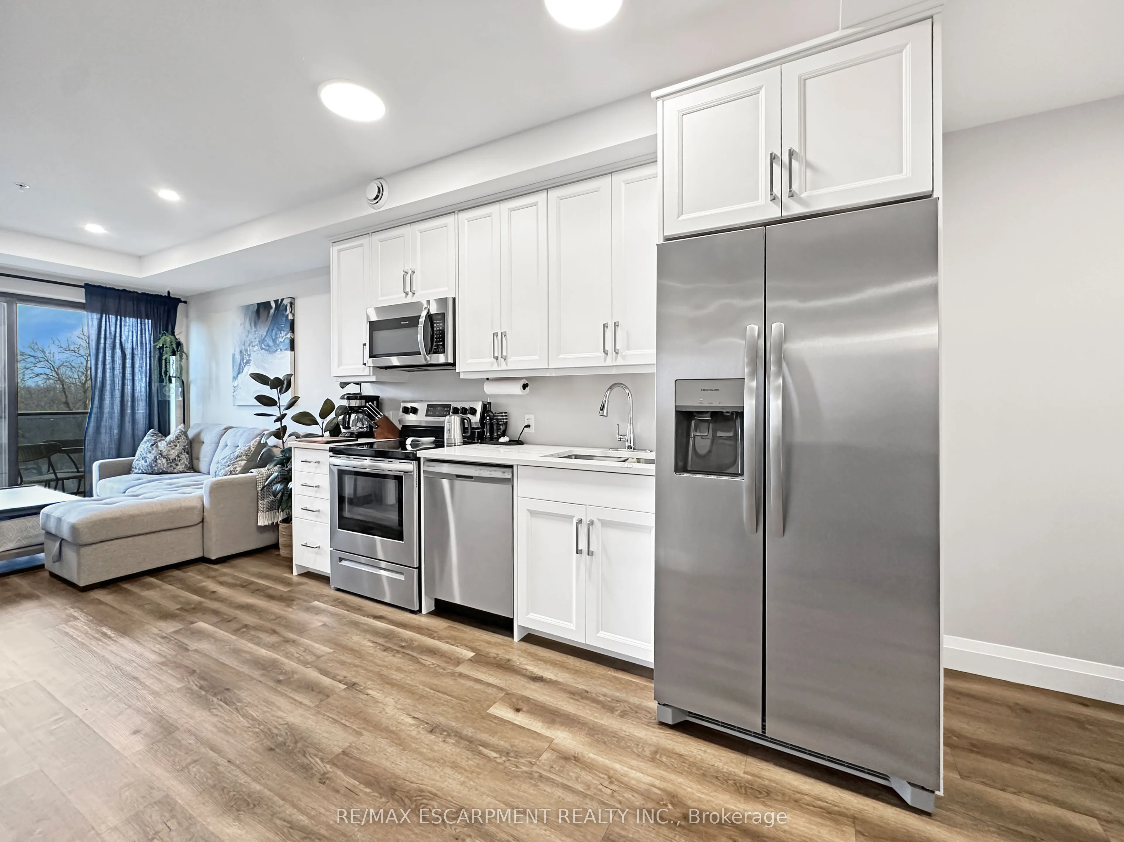 64 Main Street N, #309