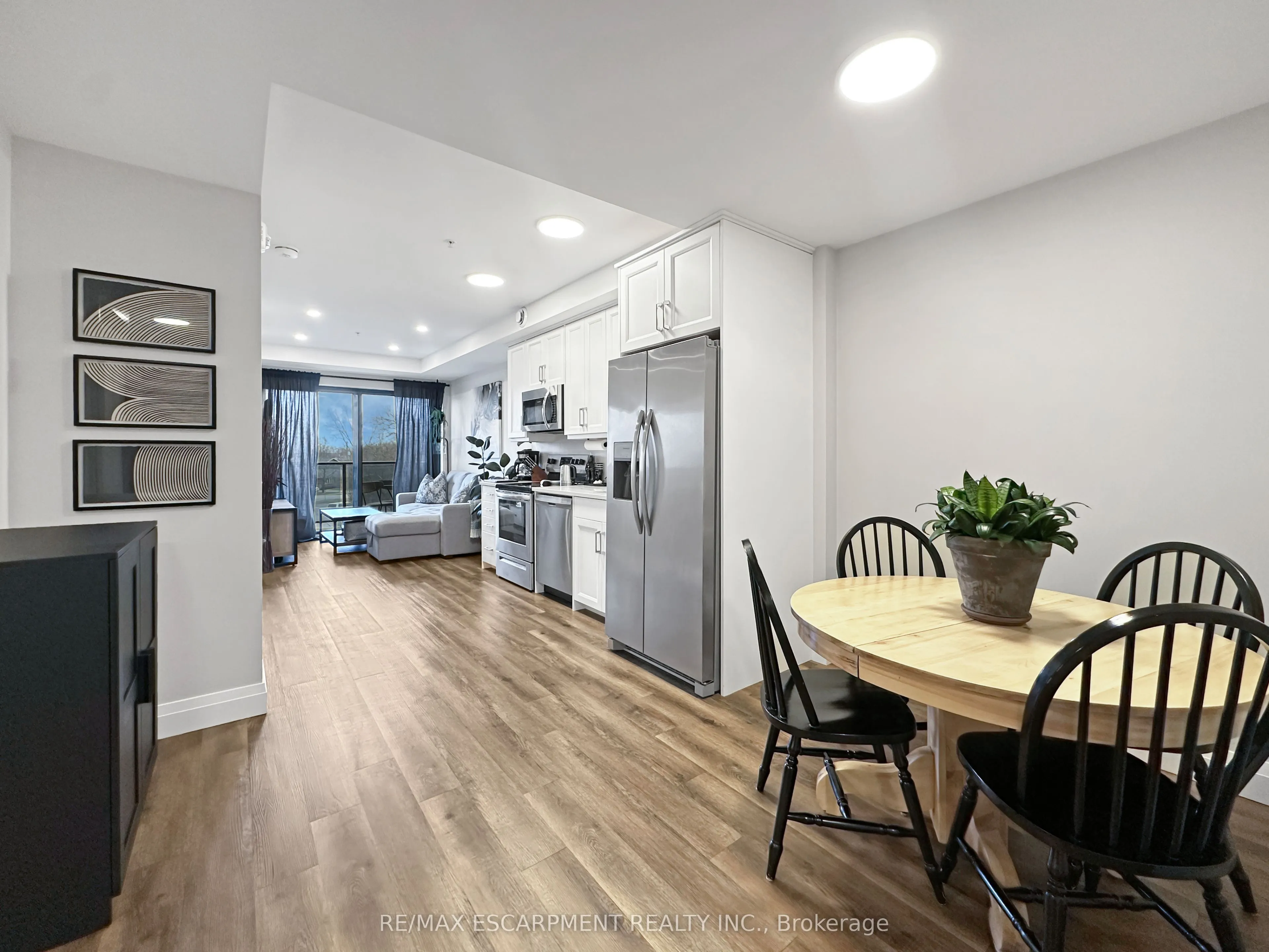 64 Main Street N, #309