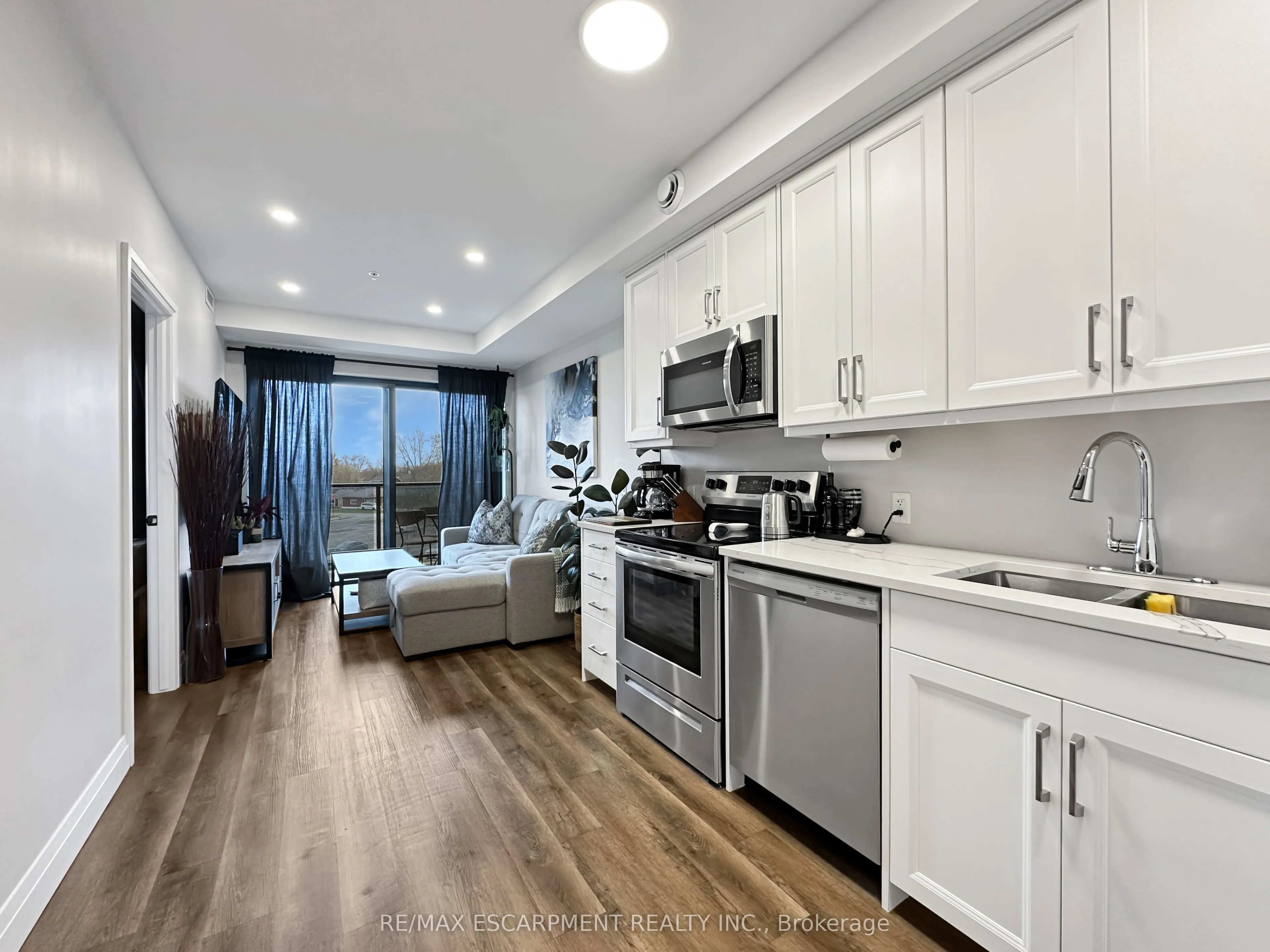 64 Main Street N, #309