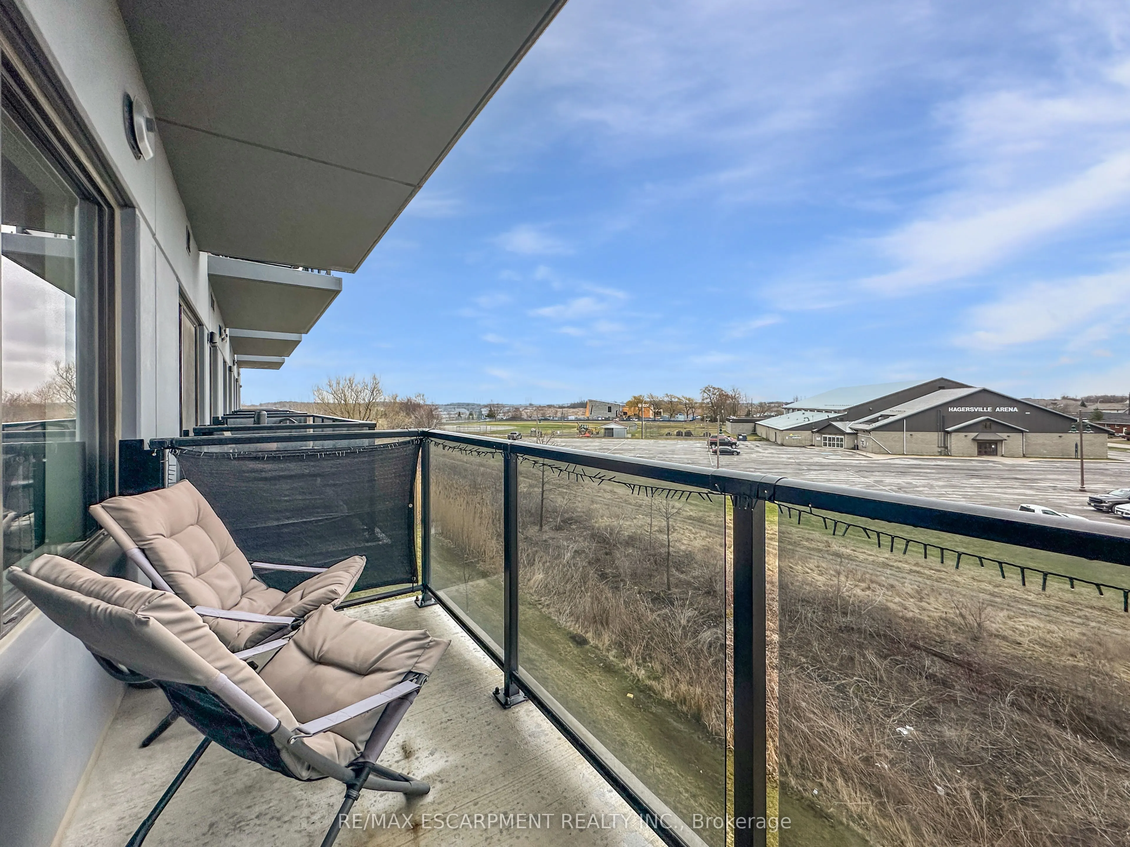 64 Main Street N, #309