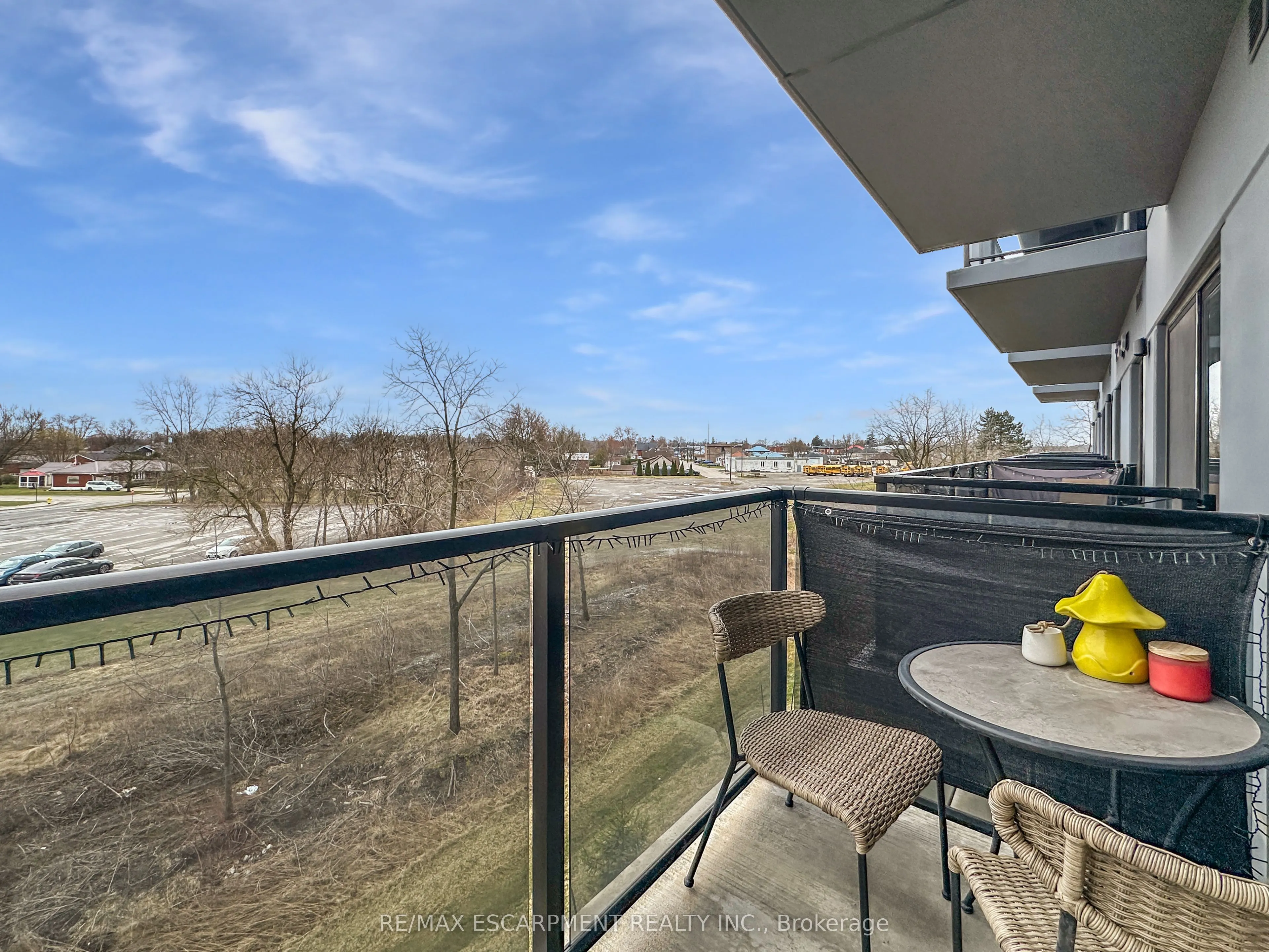 64 Main Street N, #309