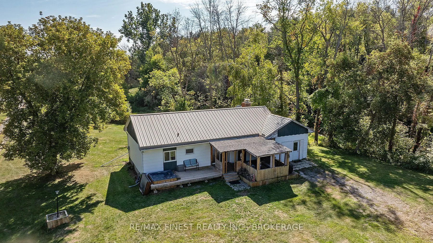 1523 Lake Road