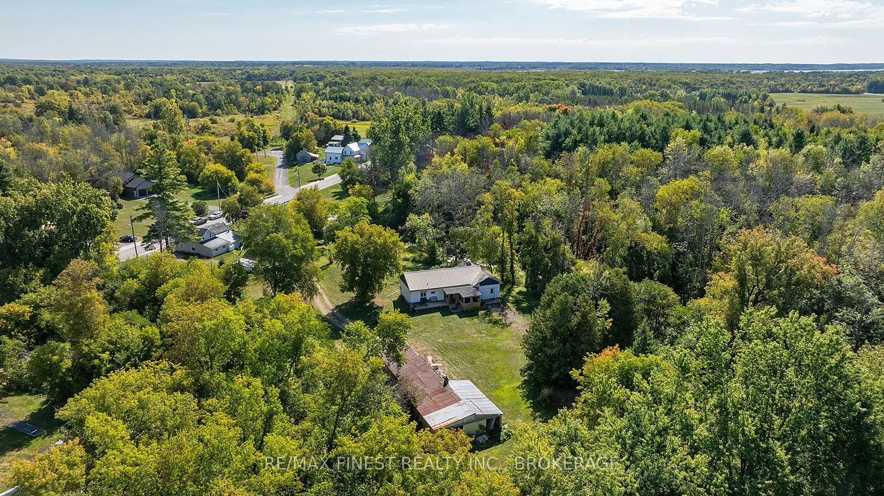 1523 Lake Road