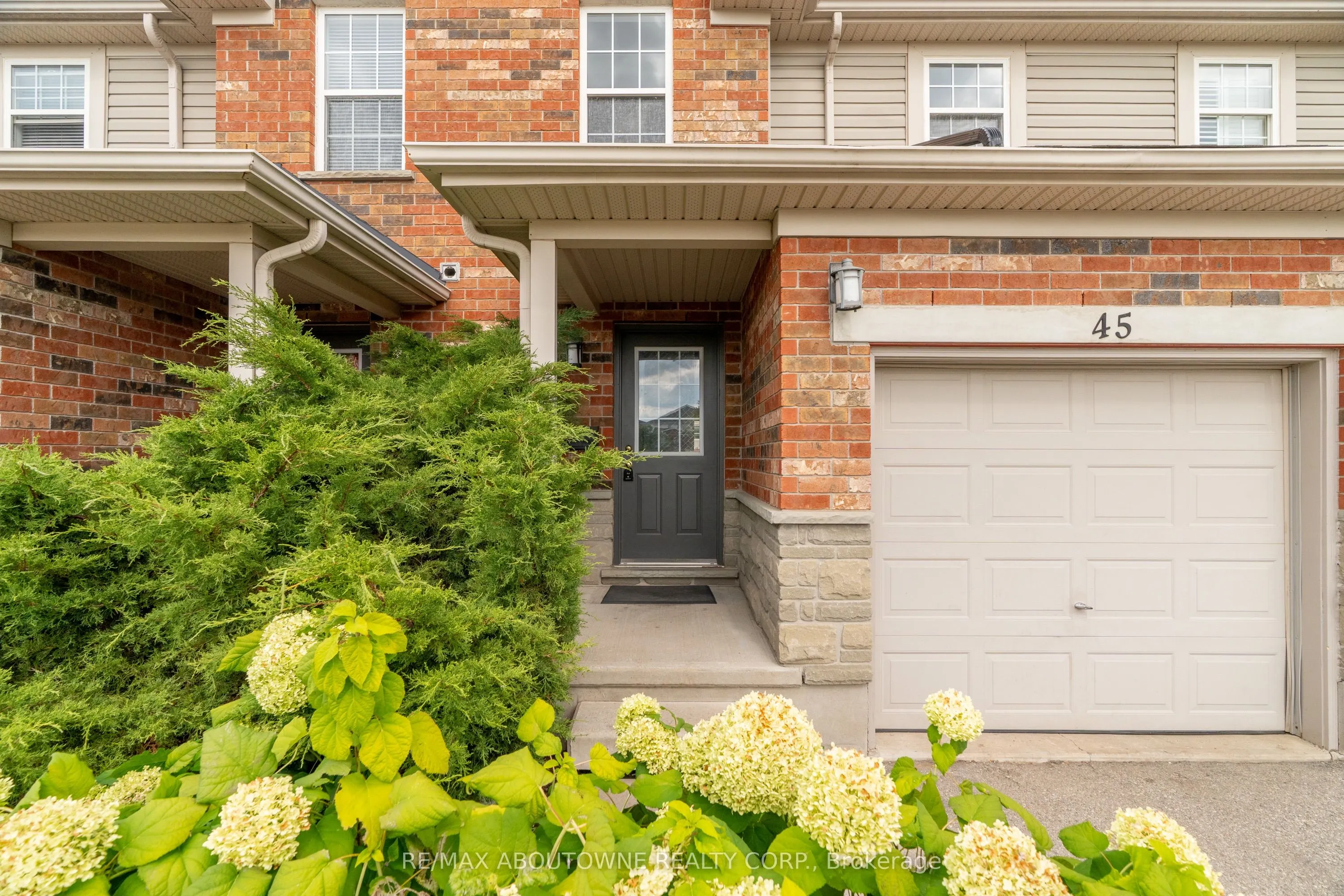 124 Gosling Gardens, #45